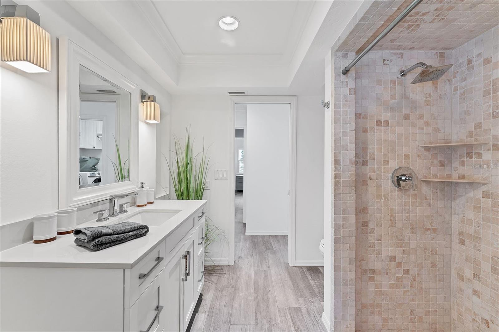 SOUTHBAY YACHT & RACQUET CLUB - Residential