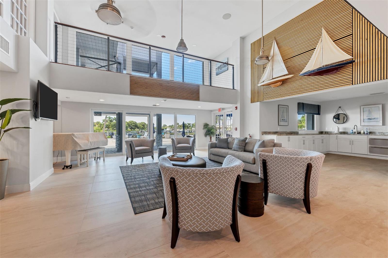 SOUTHBAY YACHT & RACQUET CLUB - Residential