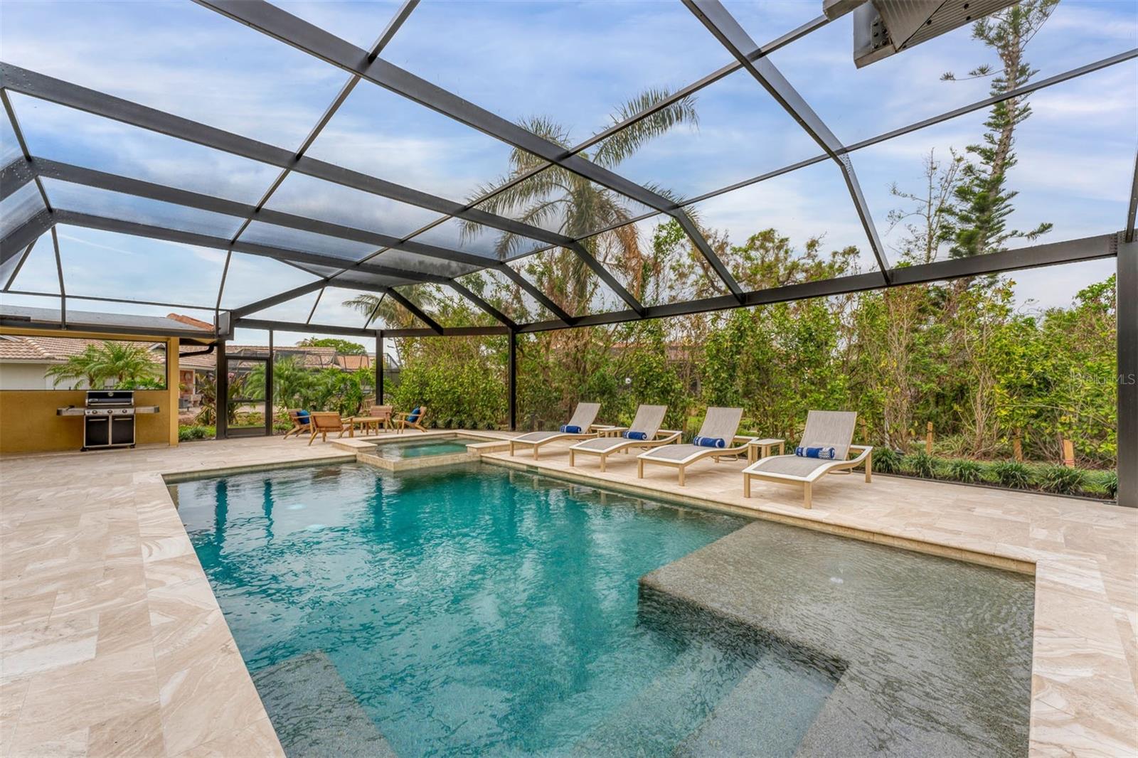SOUTHBAY YACHT & RACQUET CLUB - Residential
