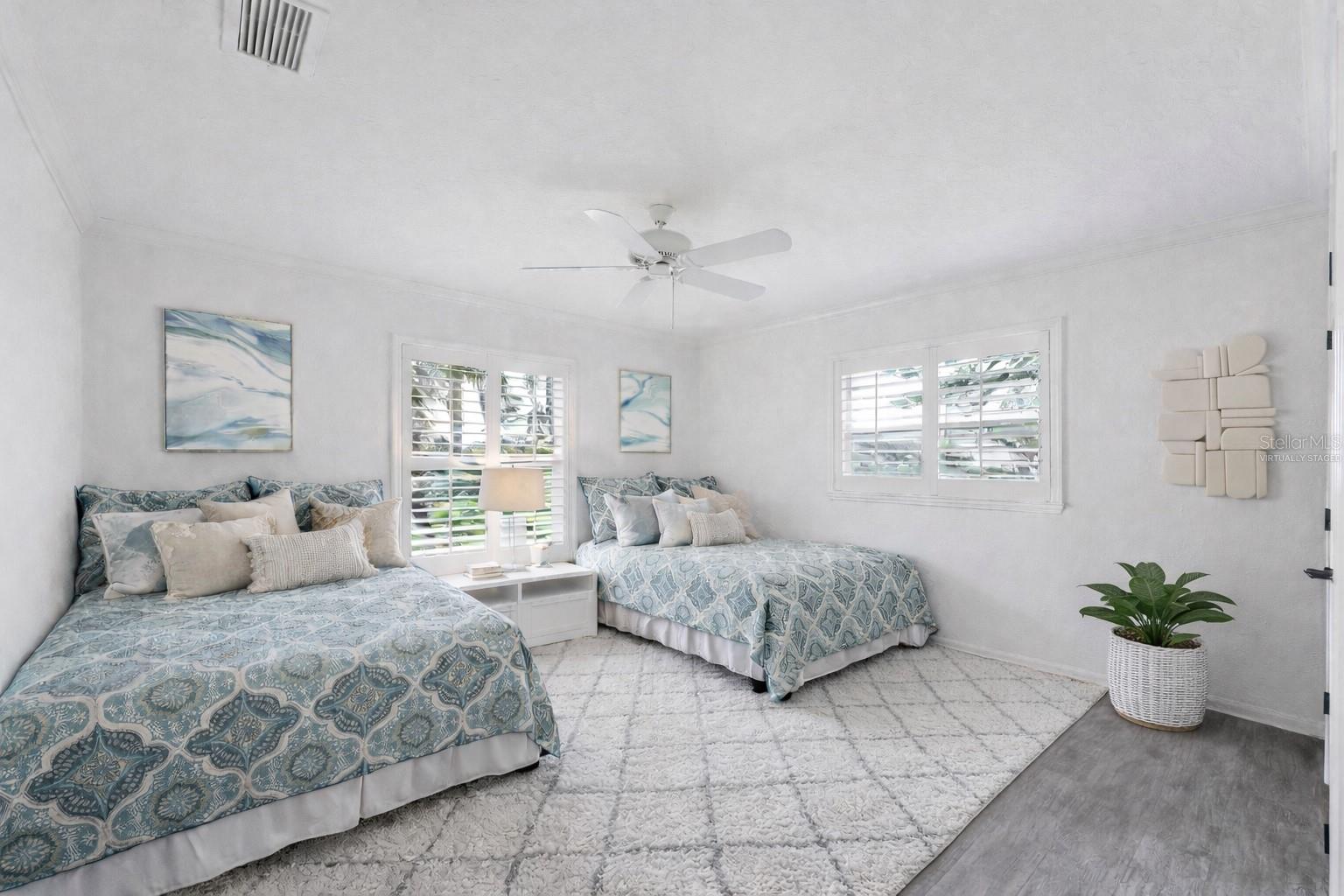 SOUTHBAY YACHT & RACQUET CLUB - Residential