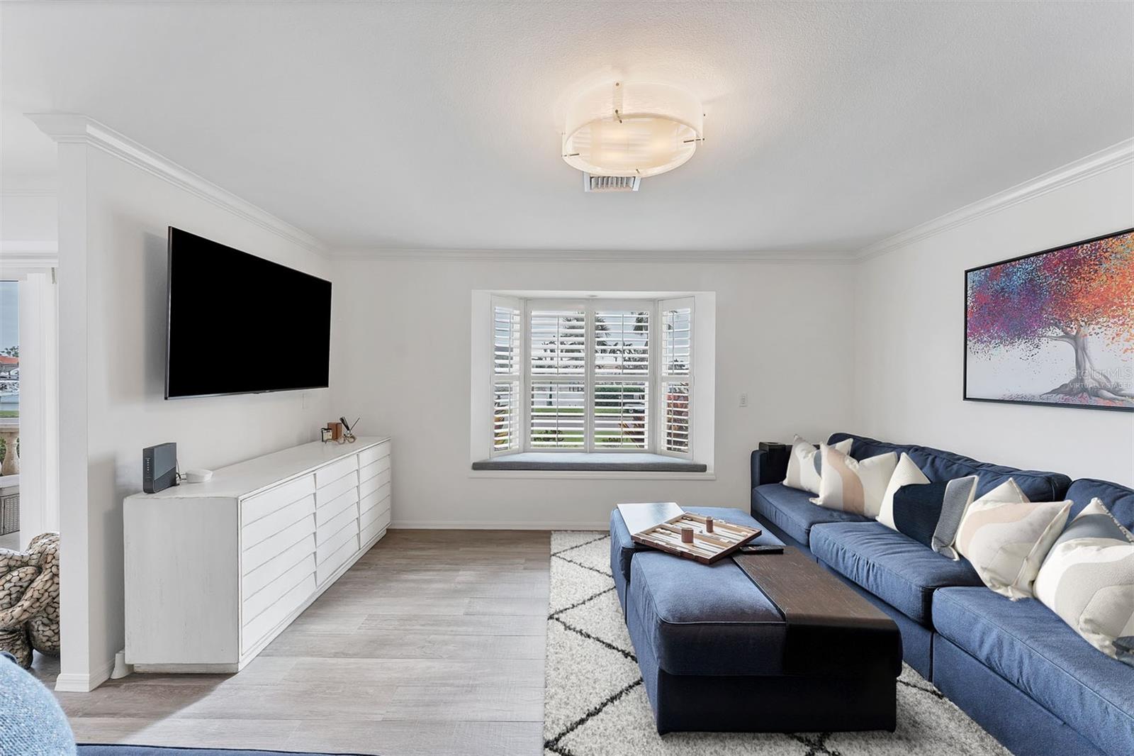 SOUTHBAY YACHT & RACQUET CLUB - Residential