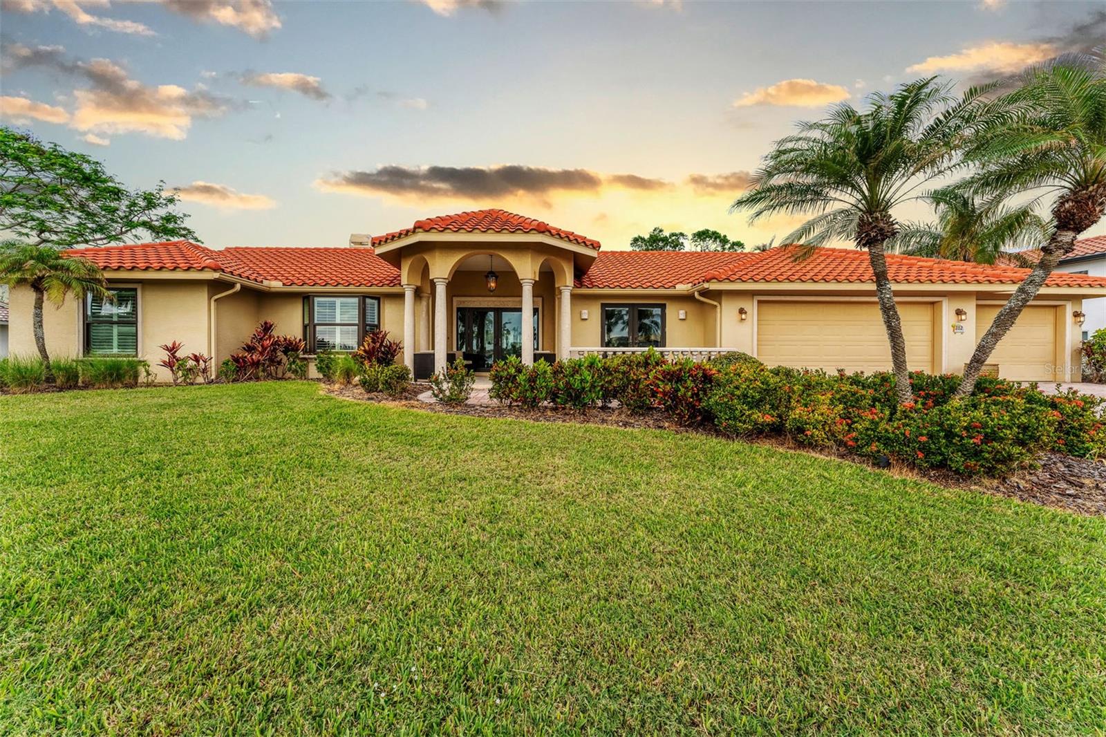 SOUTHBAY YACHT & RACQUET CLUB - Residential