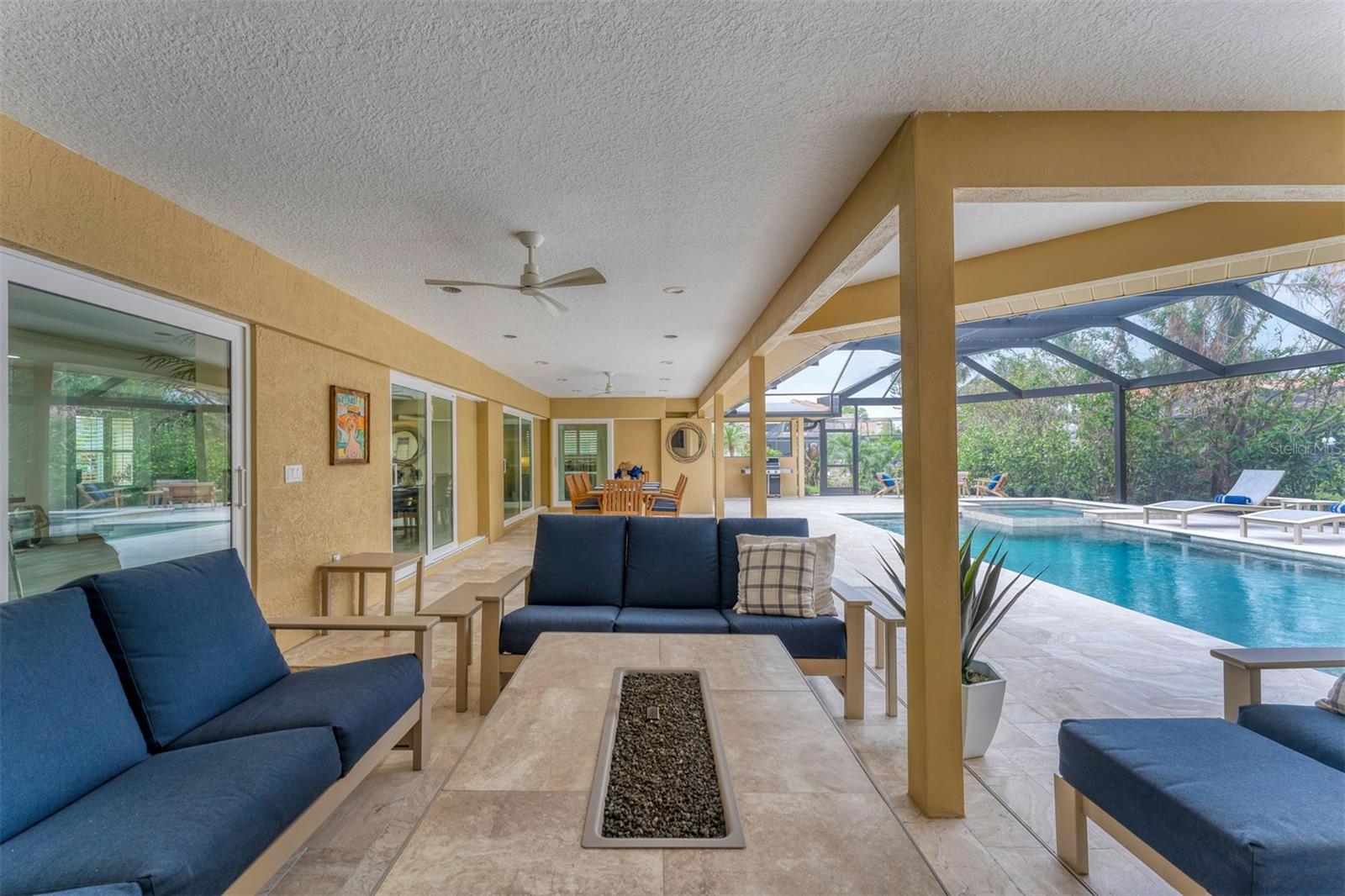 SOUTHBAY YACHT & RACQUET CLUB - Residential