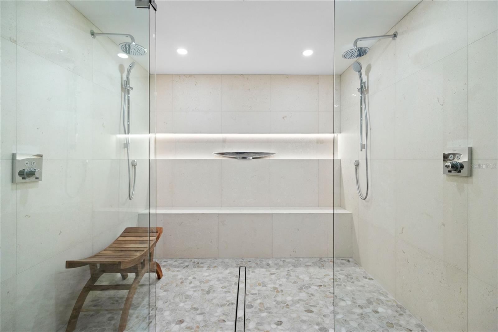 PIERRE - Residential