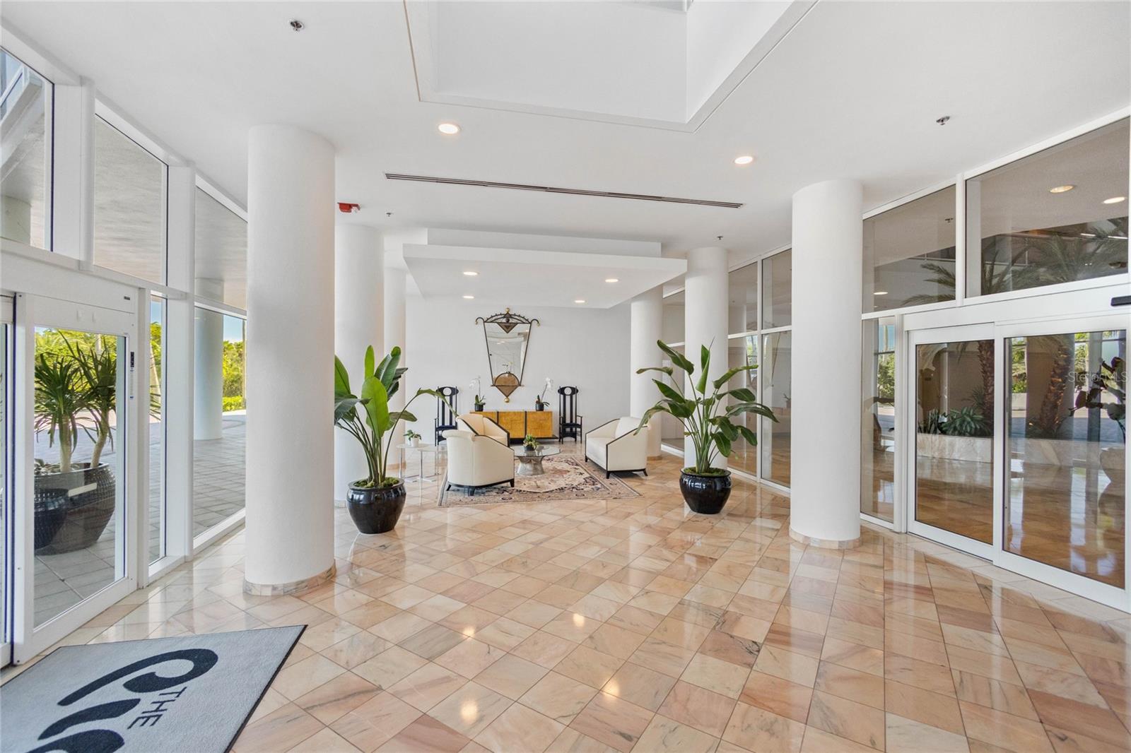 PIERRE - Residential