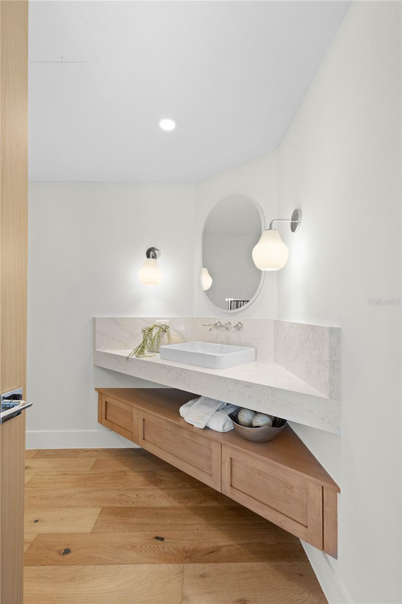 PIERRE - Residential