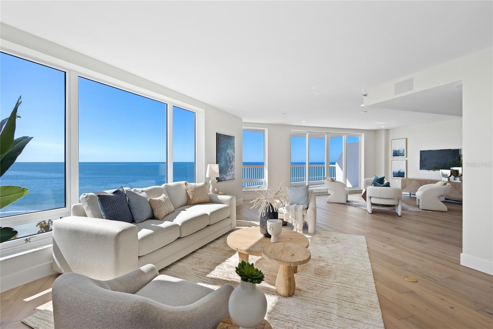 PIERRE - Residential