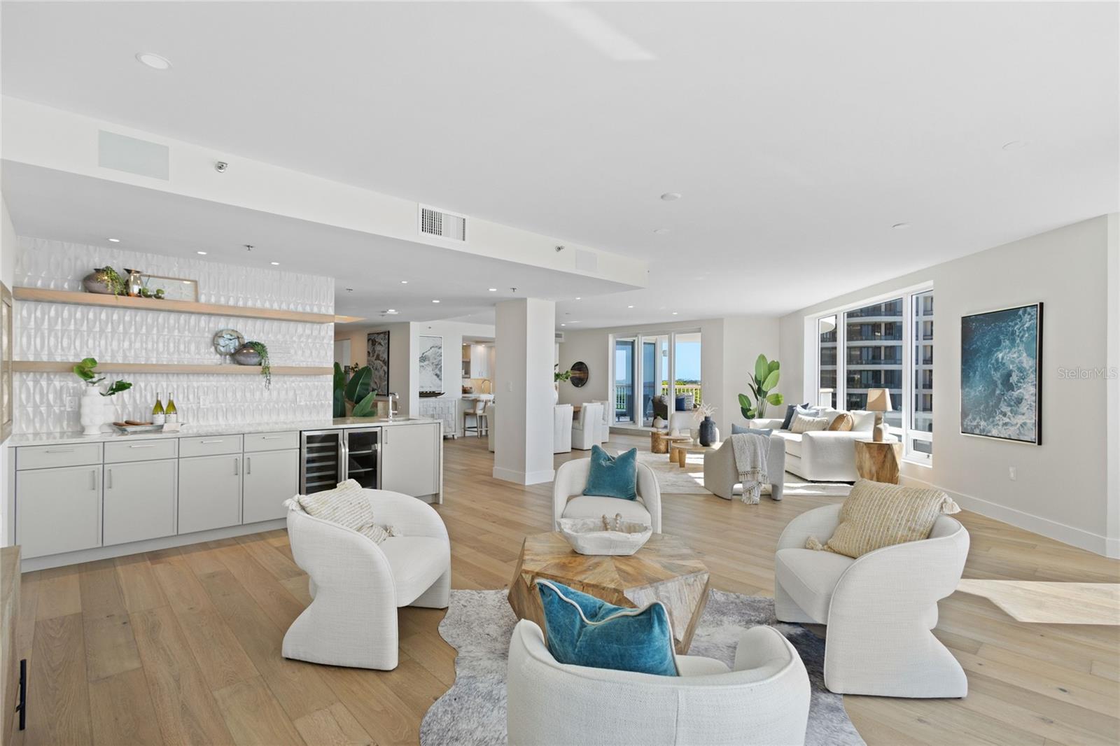 PIERRE - Residential