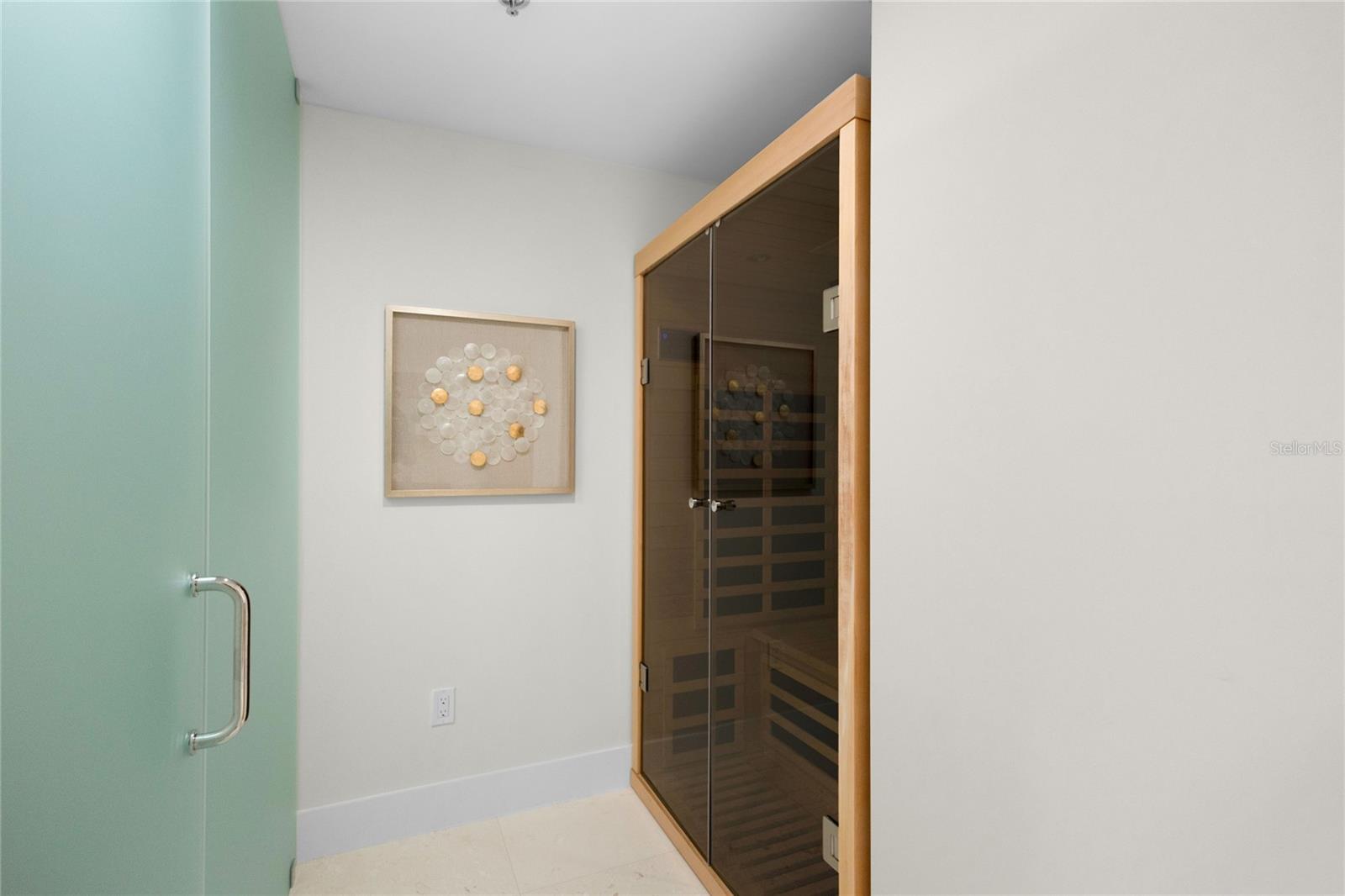 PIERRE - Residential