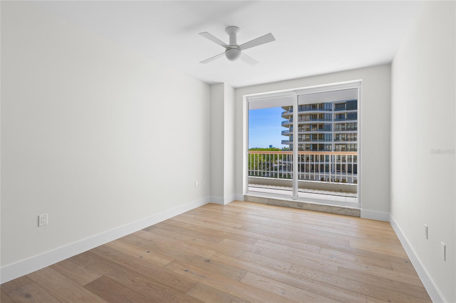 PIERRE - Residential