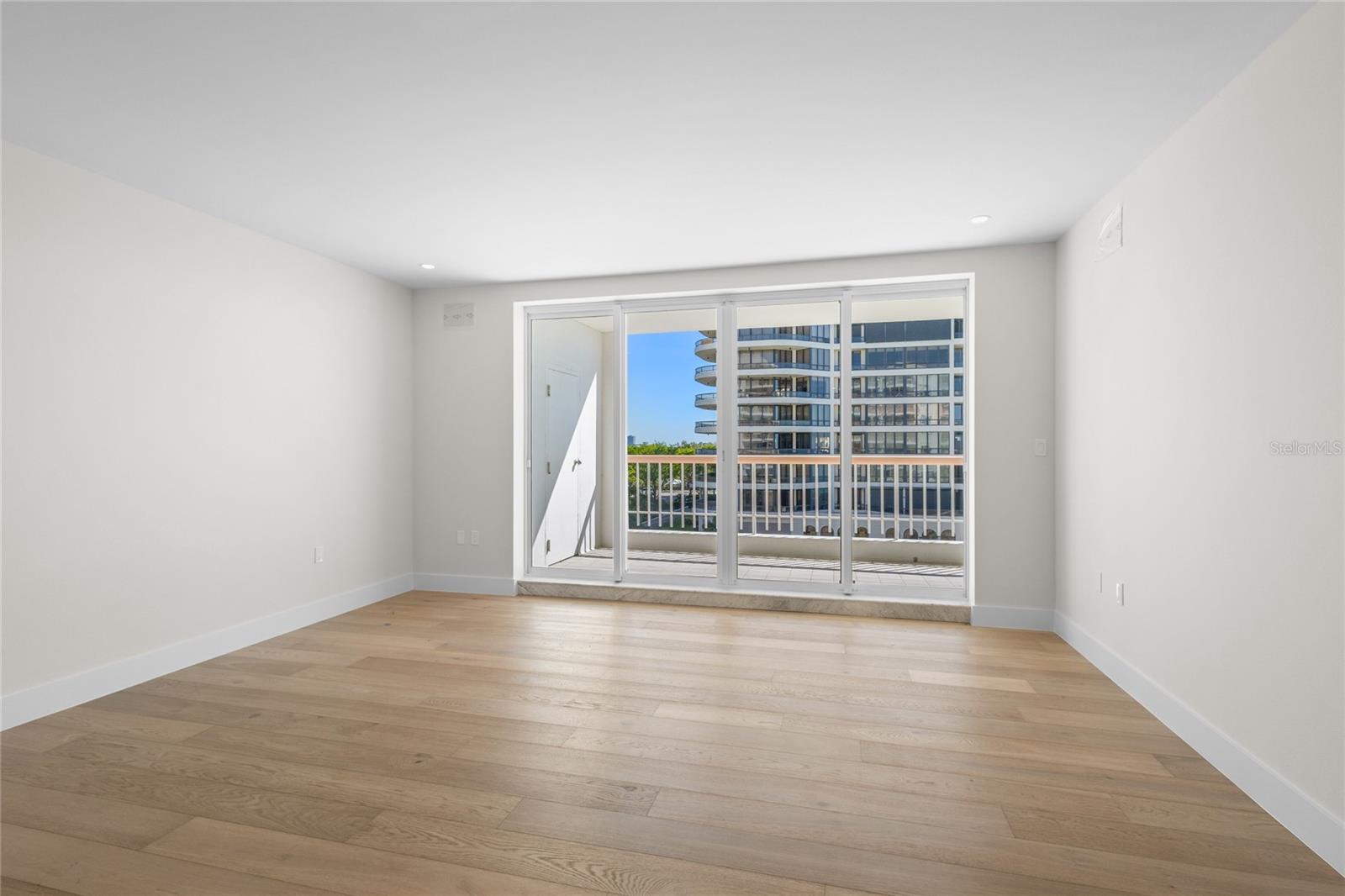 PIERRE - Residential