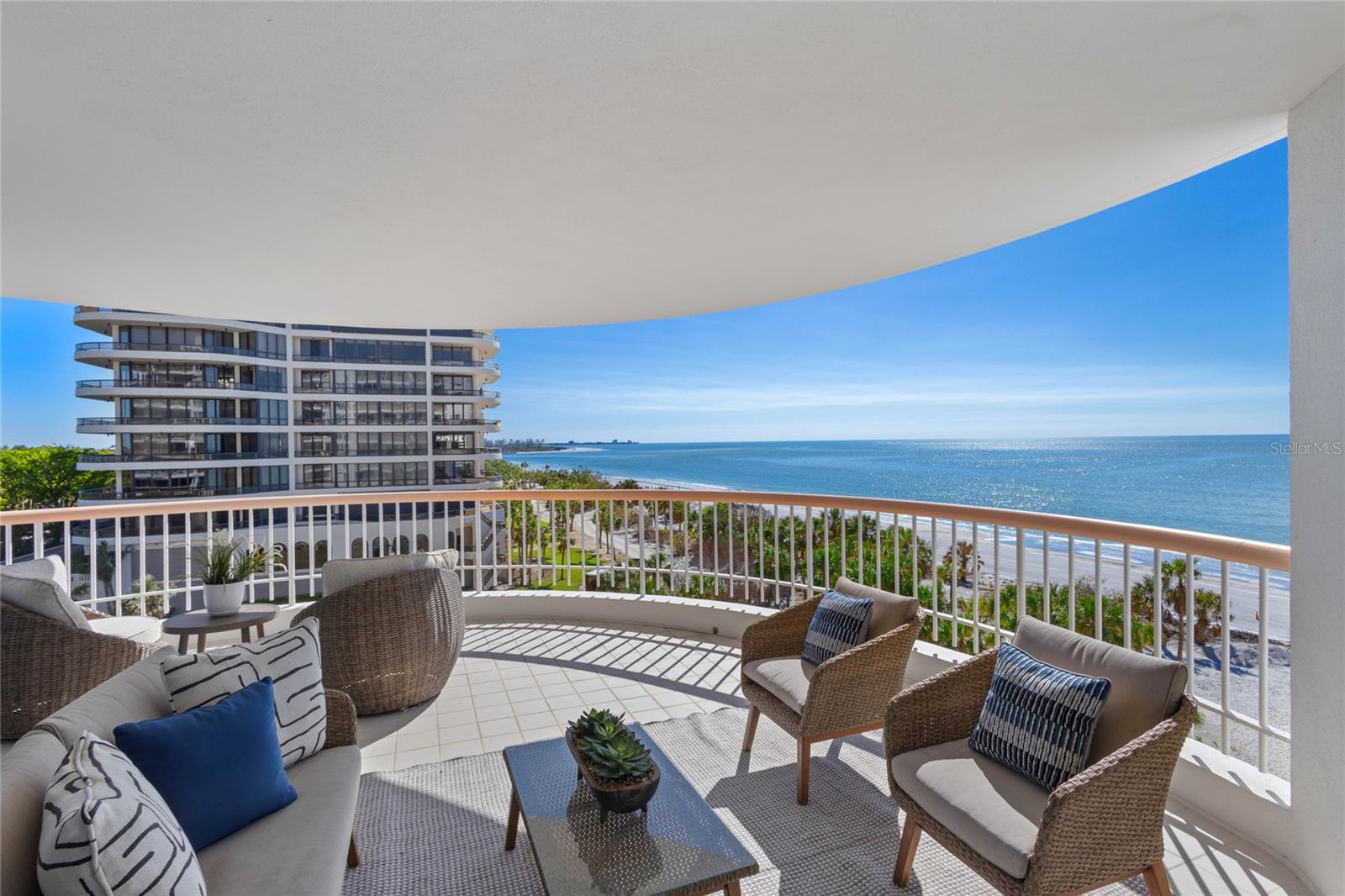 PIERRE - Residential