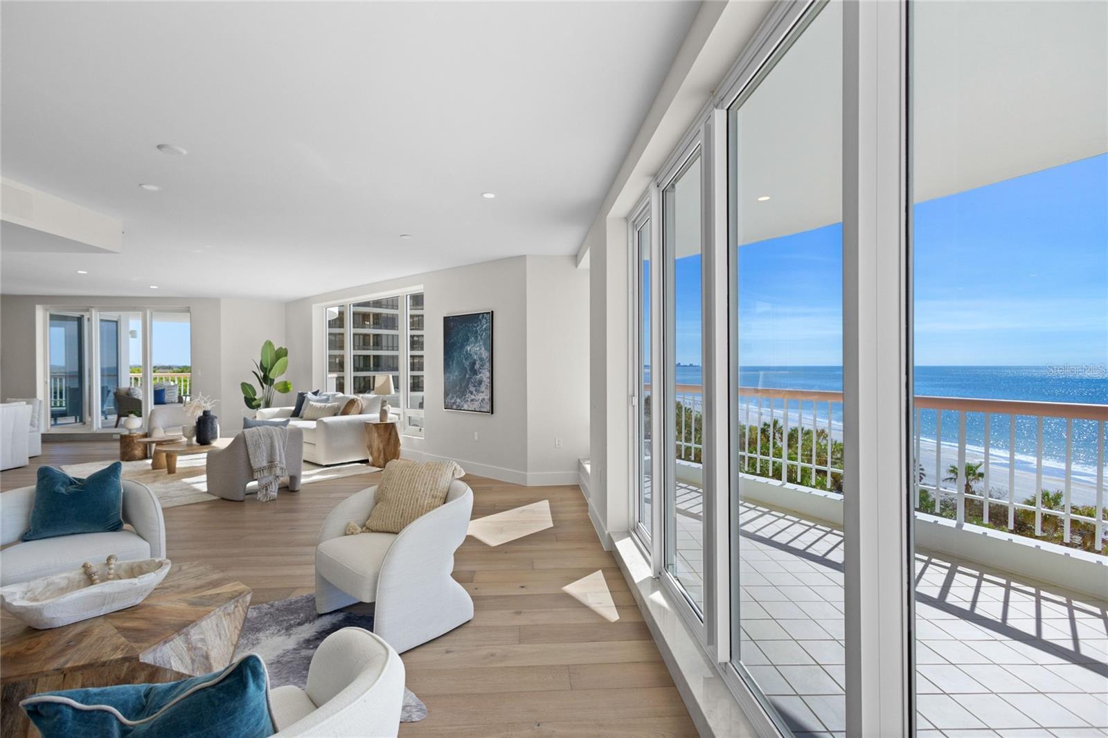 PIERRE - Residential