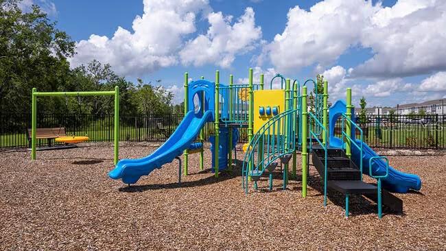 2641 SKYLINE LOOP