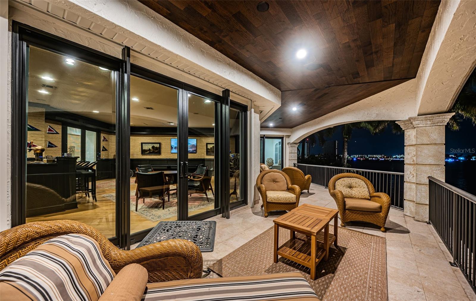 SOUTH CSWY ISLE YACHT CLUB ADD - Residential