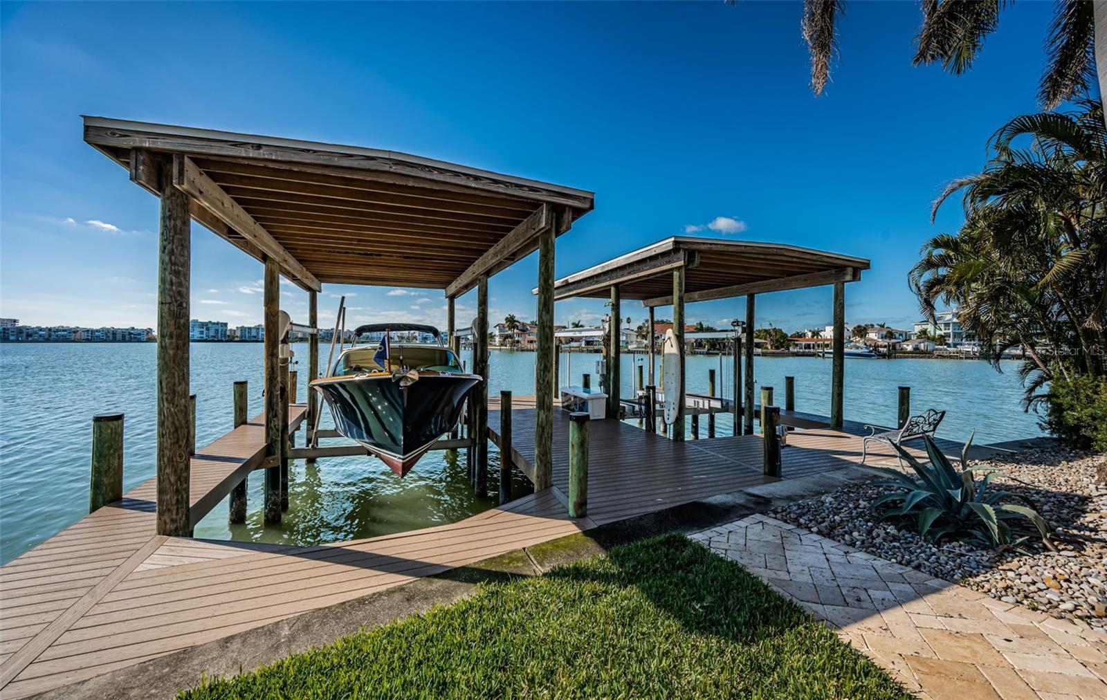 SOUTH CSWY ISLE YACHT CLUB ADD - Residential