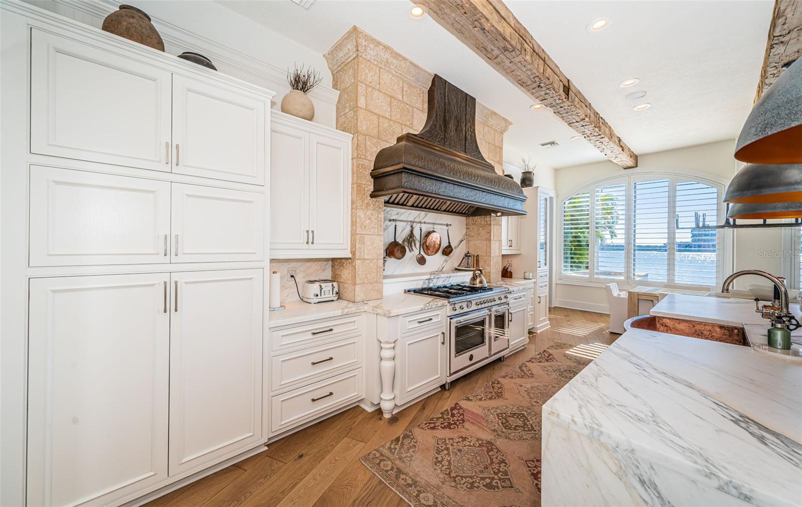 SOUTH CSWY ISLE YACHT CLUB ADD - Residential