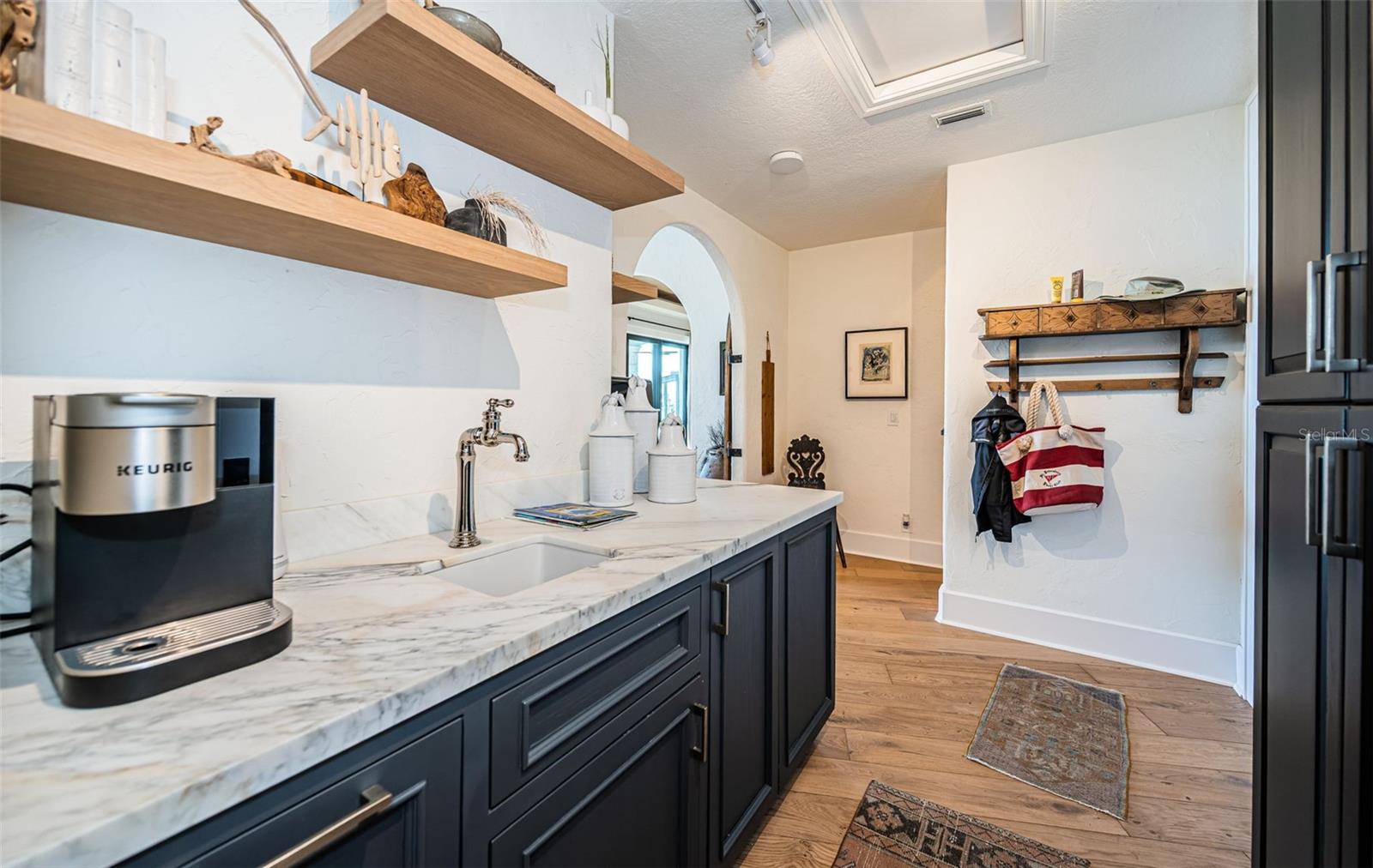 SOUTH CSWY ISLE YACHT CLUB ADD - Residential