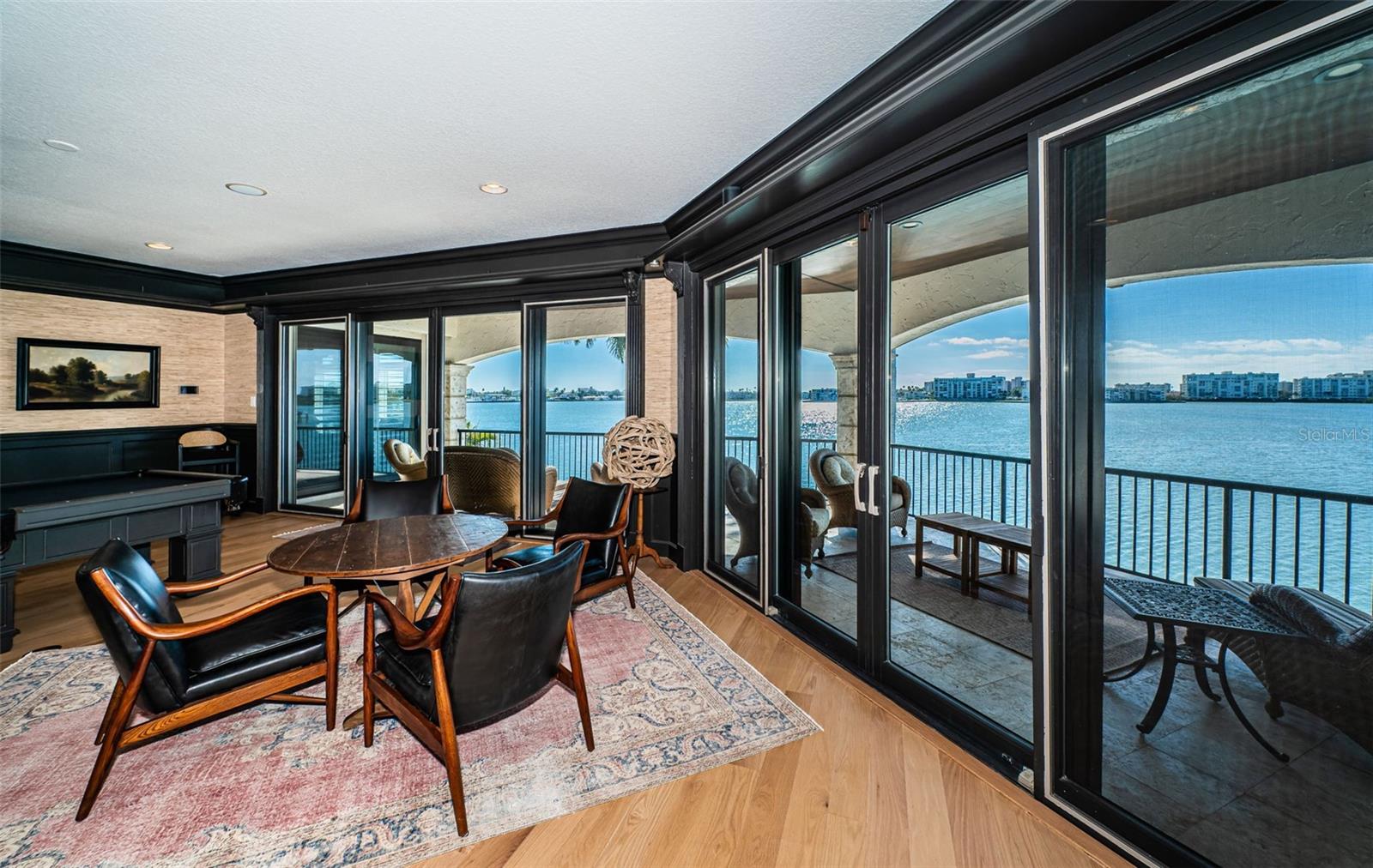 SOUTH CSWY ISLE YACHT CLUB ADD - Residential