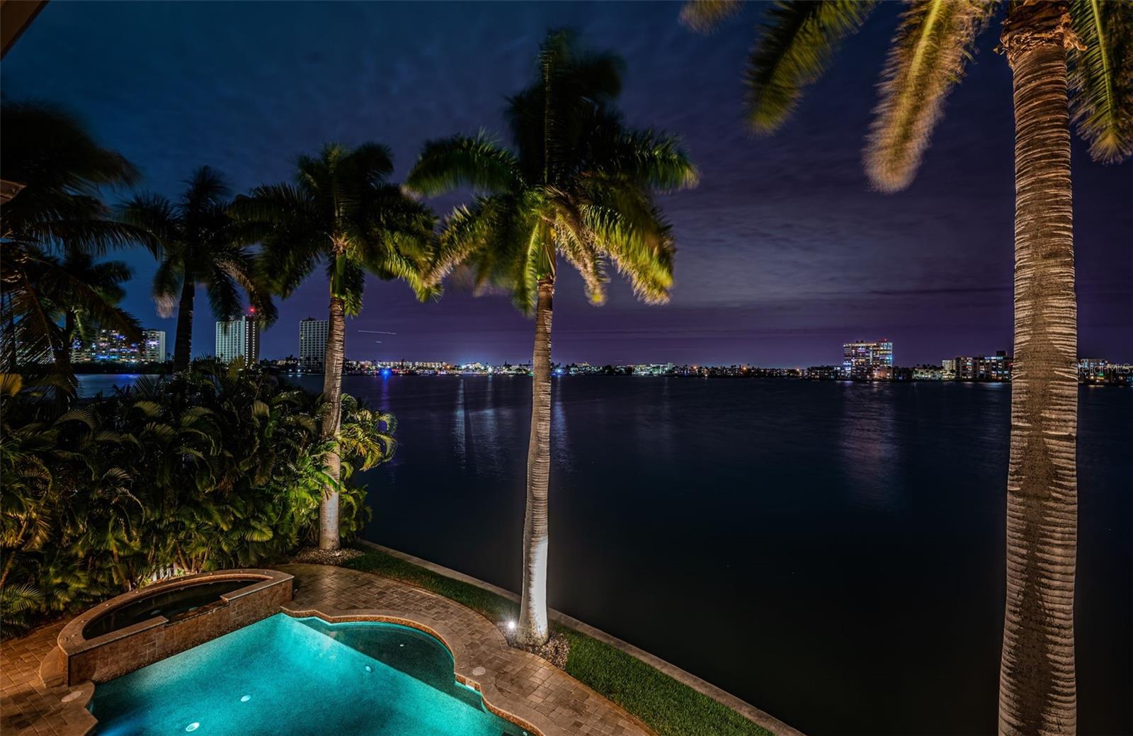 SOUTH CSWY ISLE YACHT CLUB ADD - Residential