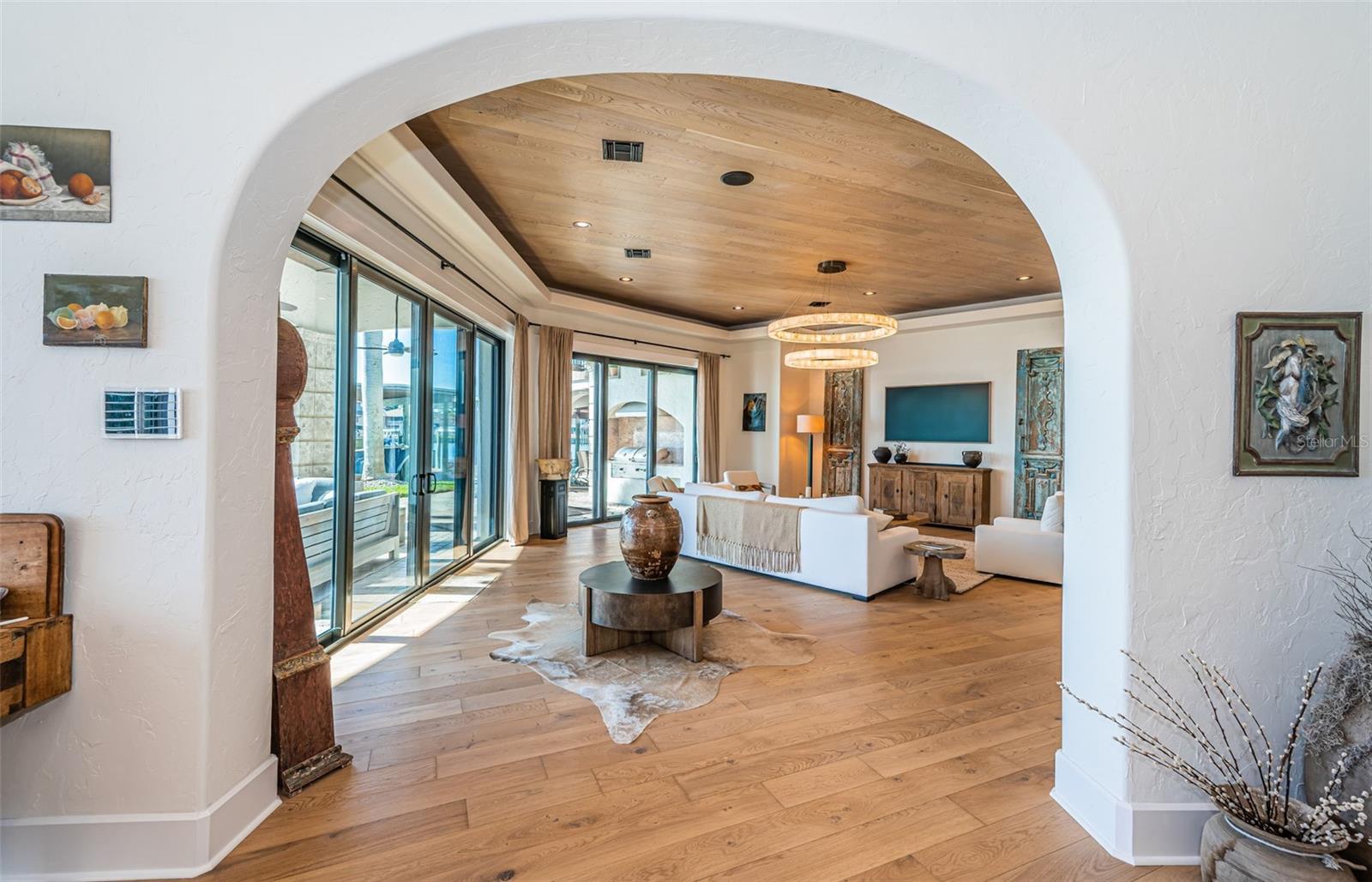 SOUTH CSWY ISLE YACHT CLUB ADD - Residential