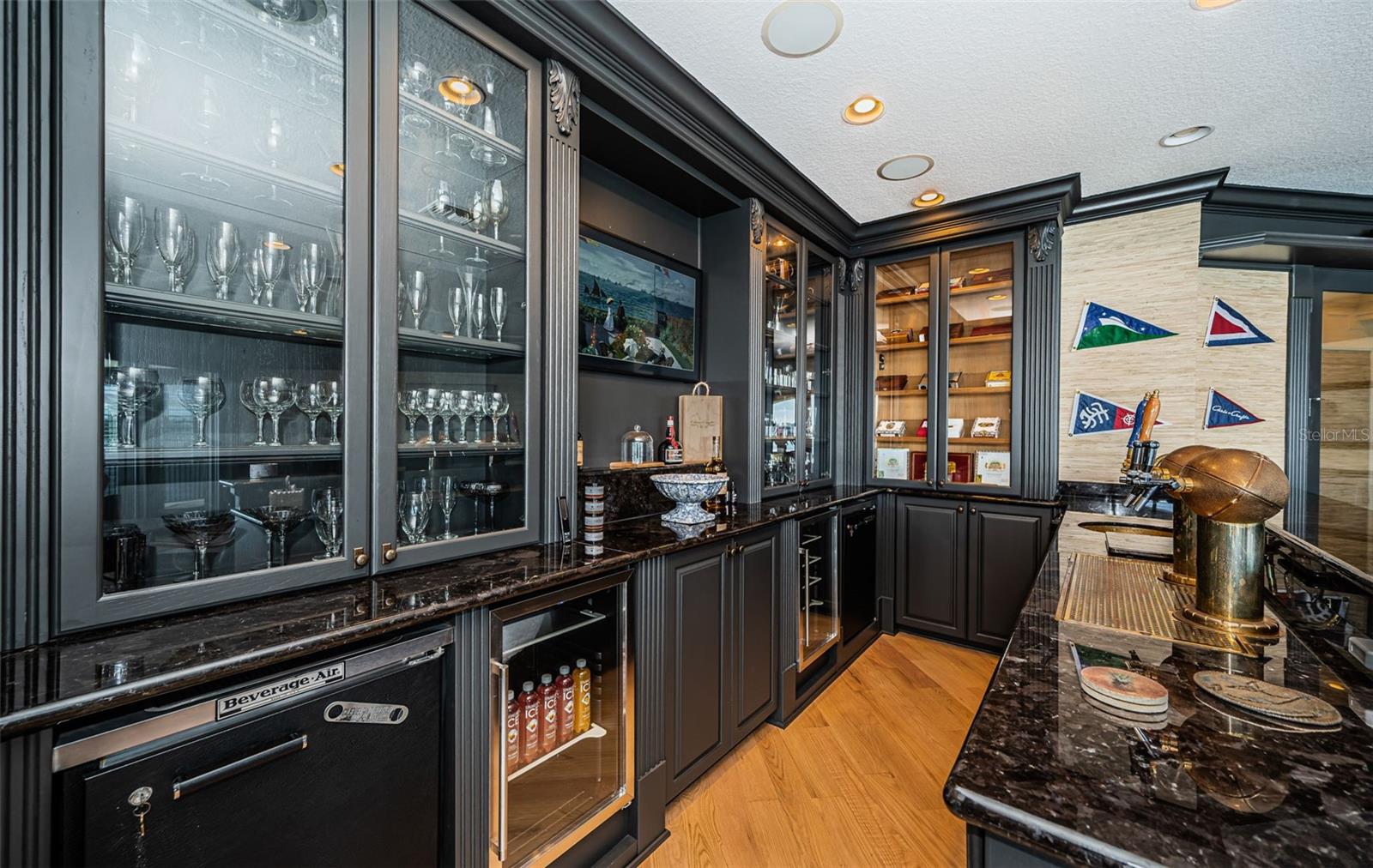 SOUTH CSWY ISLE YACHT CLUB ADD - Residential