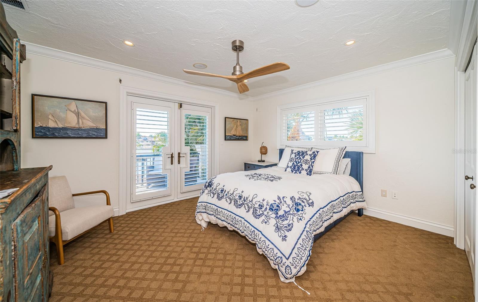 SOUTH CSWY ISLE YACHT CLUB ADD - Residential