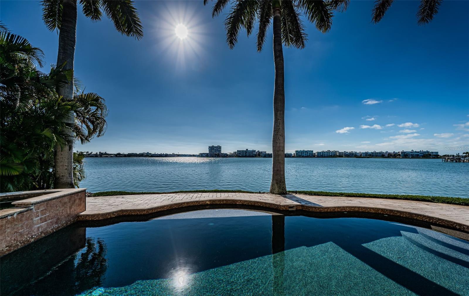 SOUTH CSWY ISLE YACHT CLUB ADD - Residential