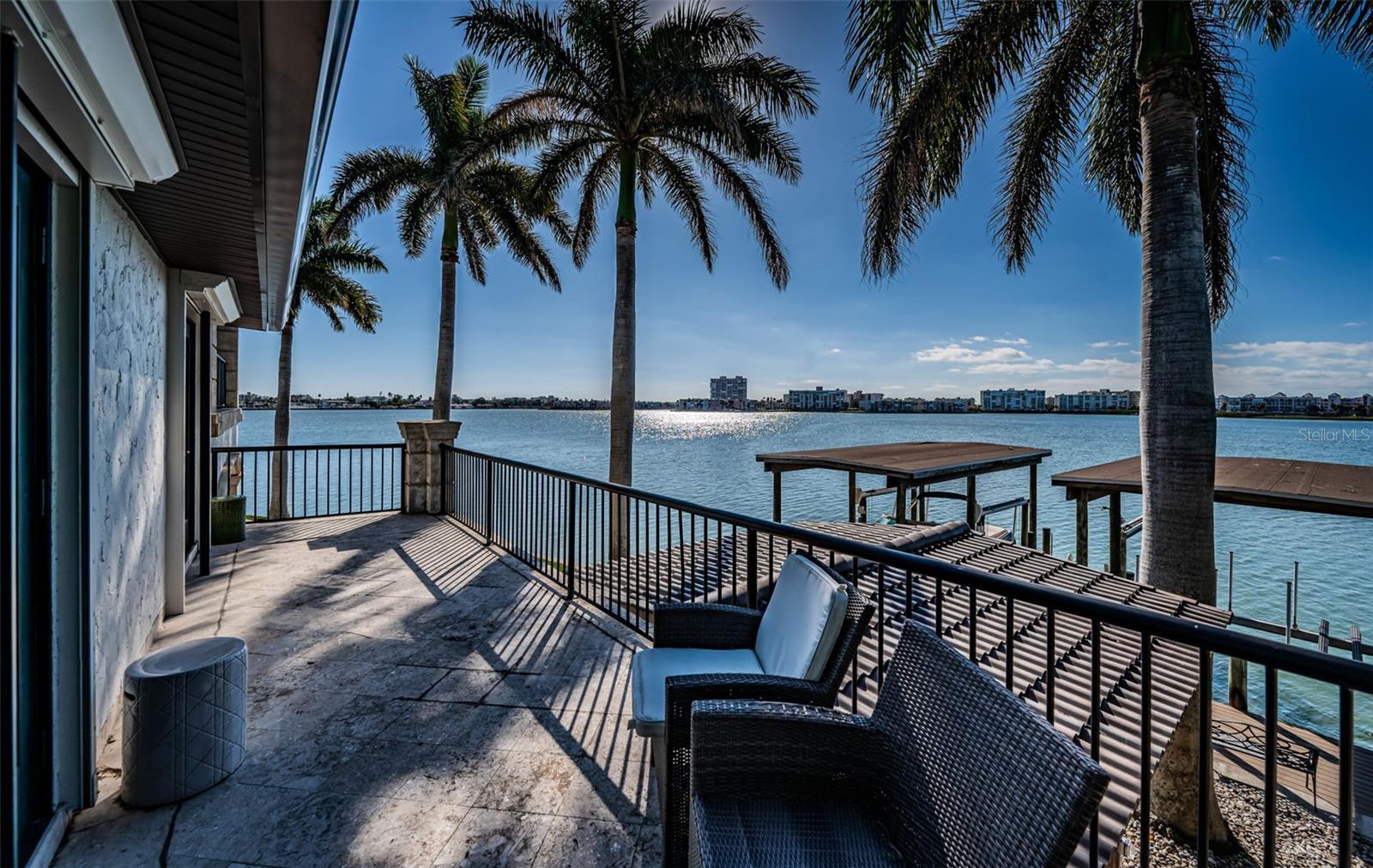 SOUTH CSWY ISLE YACHT CLUB ADD - Residential