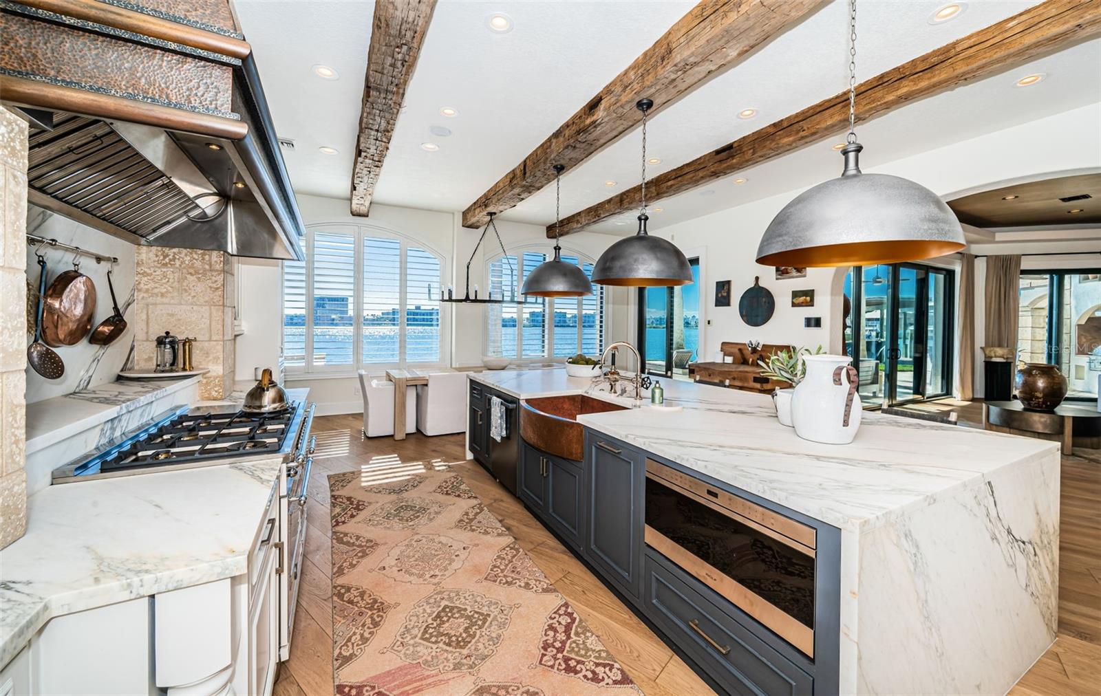 SOUTH CSWY ISLE YACHT CLUB ADD - Residential