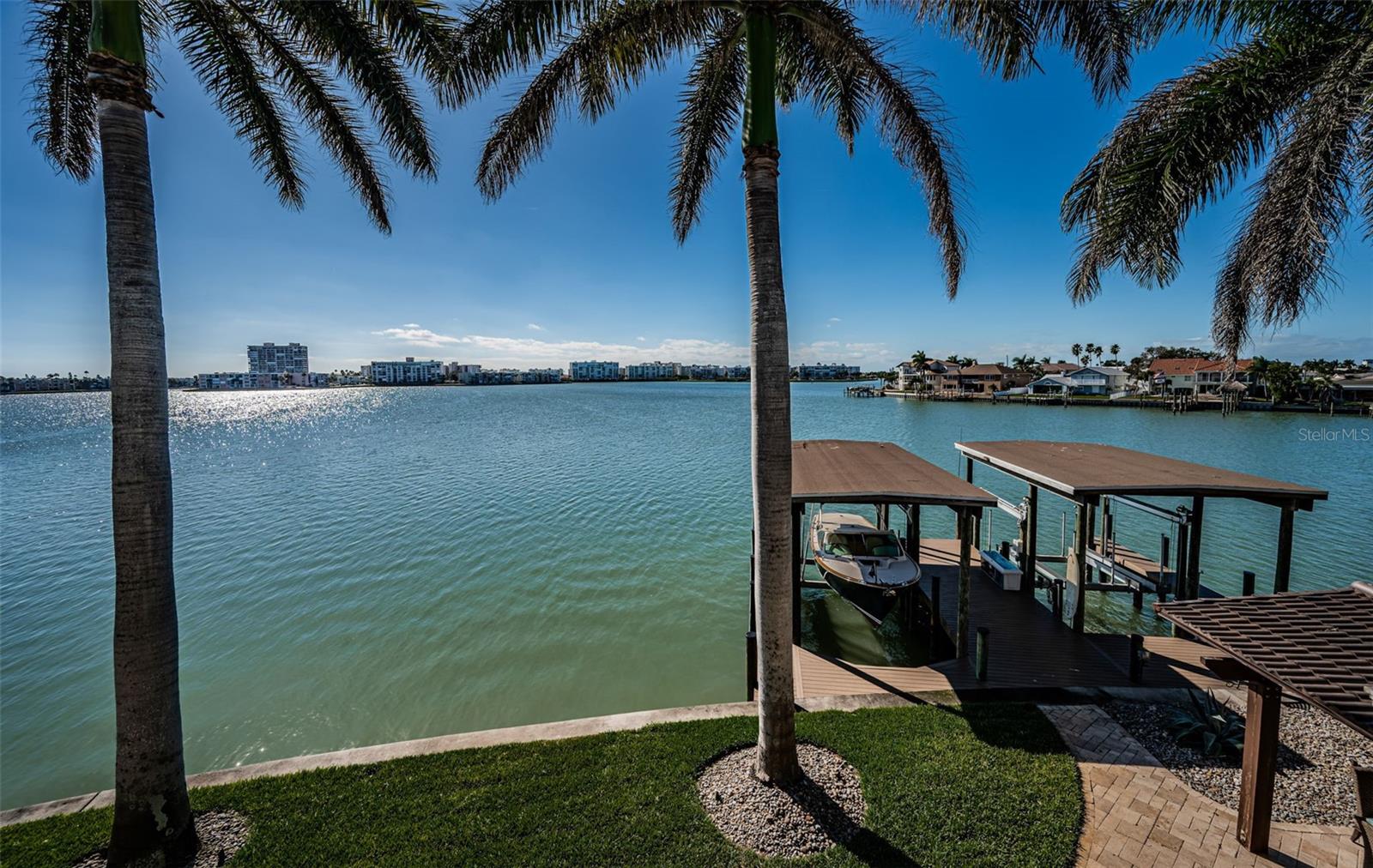 SOUTH CSWY ISLE YACHT CLUB ADD - Residential