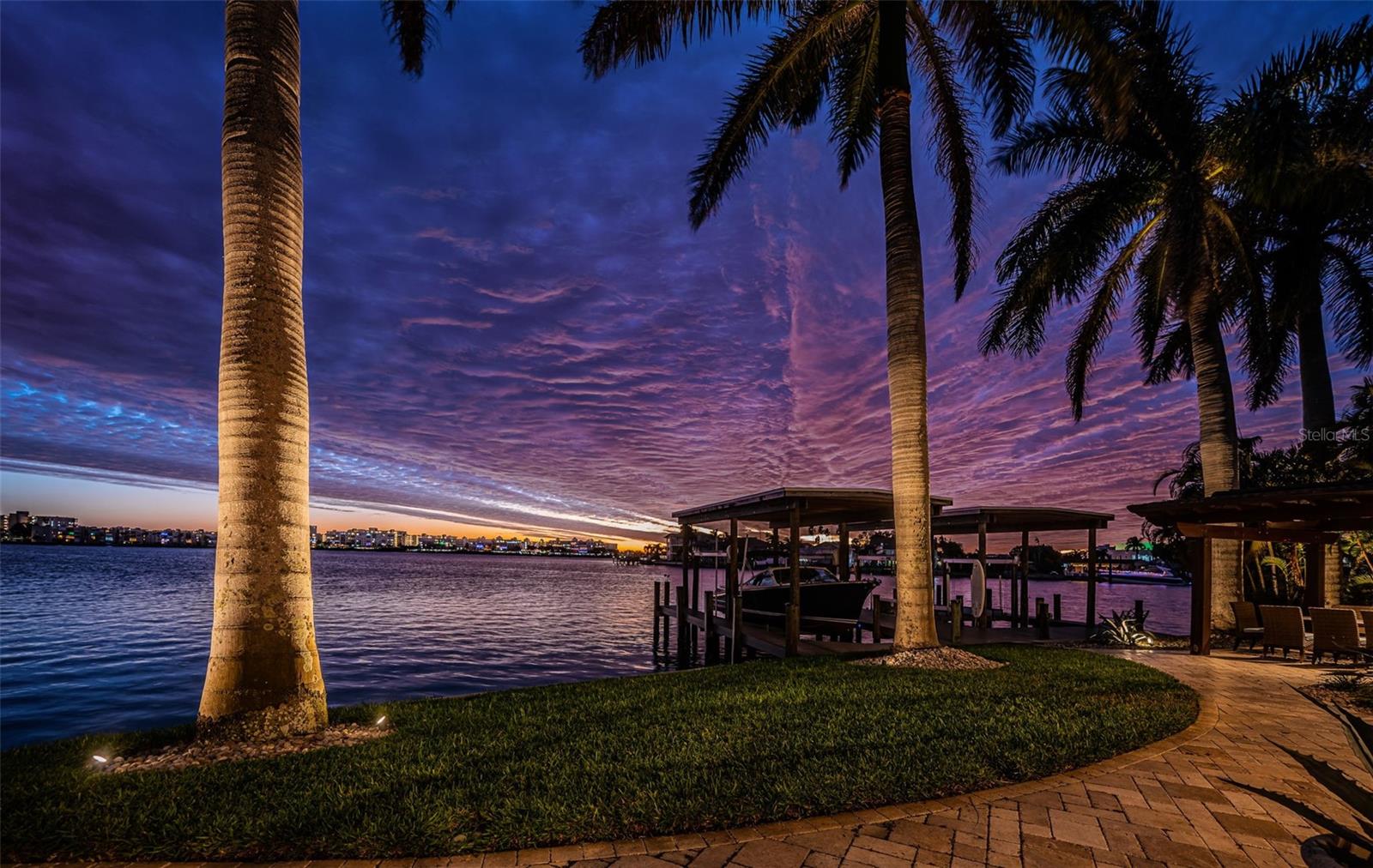 SOUTH CSWY ISLE YACHT CLUB ADD - Residential