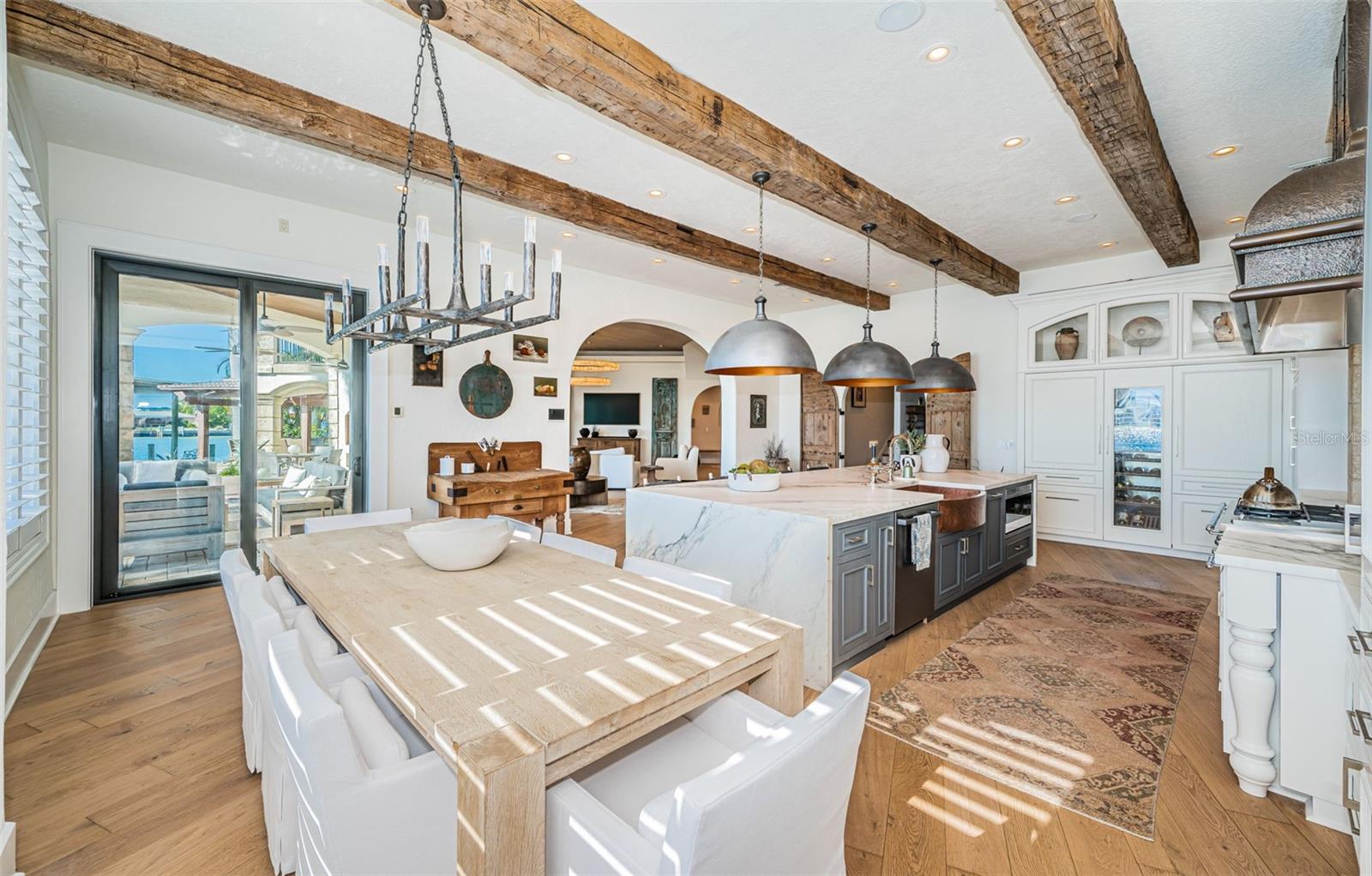 SOUTH CSWY ISLE YACHT CLUB ADD - Residential