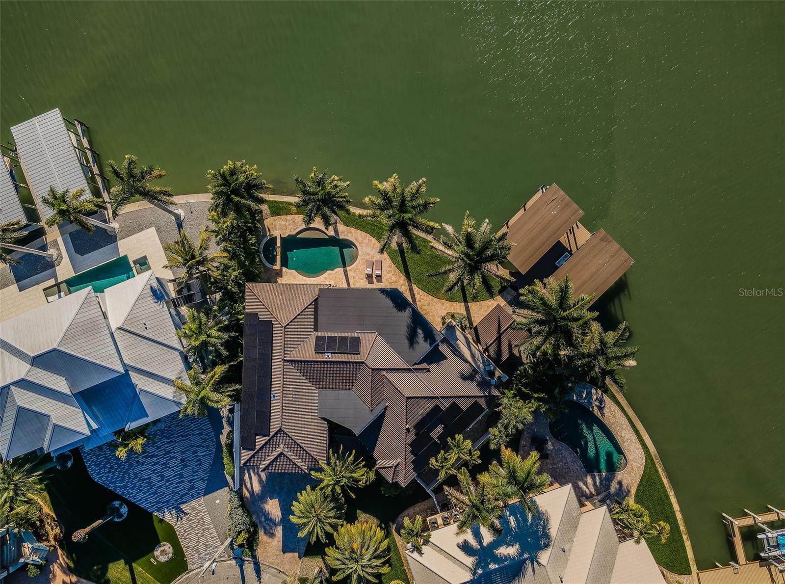 SOUTH CSWY ISLE YACHT CLUB ADD - Residential