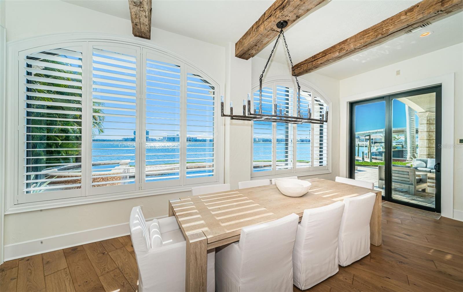 SOUTH CSWY ISLE YACHT CLUB ADD - Residential