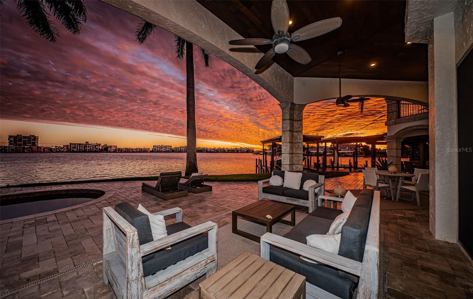 SOUTH CSWY ISLE YACHT CLUB ADD - Residential