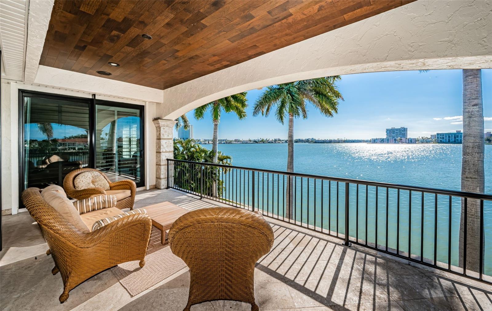 SOUTH CSWY ISLE YACHT CLUB ADD - Residential