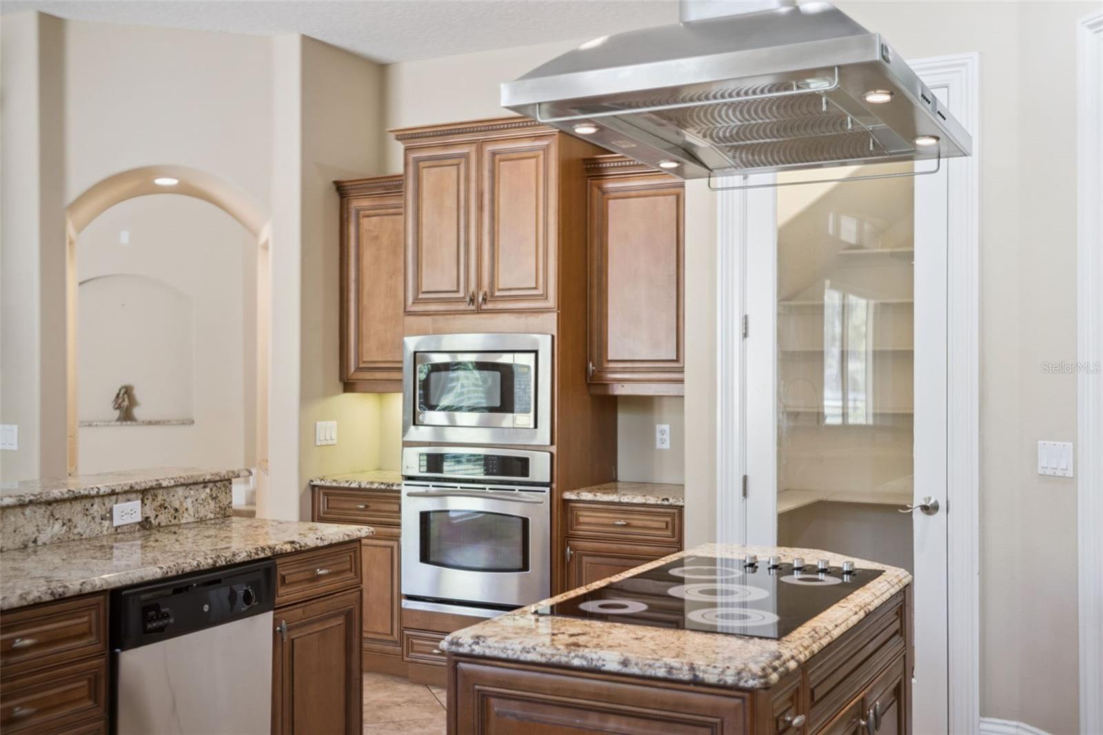 FOXBOROUGH FARMS - Residential