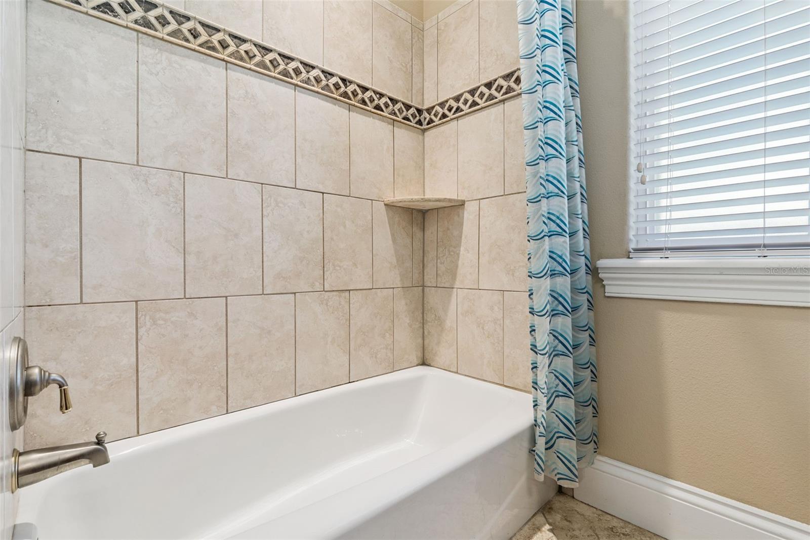 FOXBOROUGH FARMS - Residential