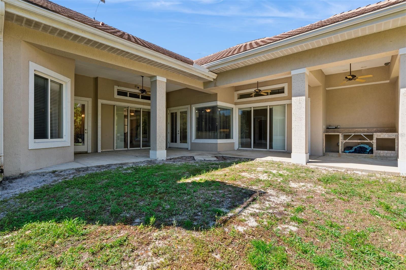 FOXBOROUGH FARMS - Residential