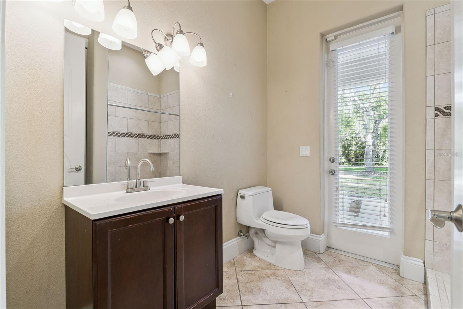 FOXBOROUGH FARMS - Residential