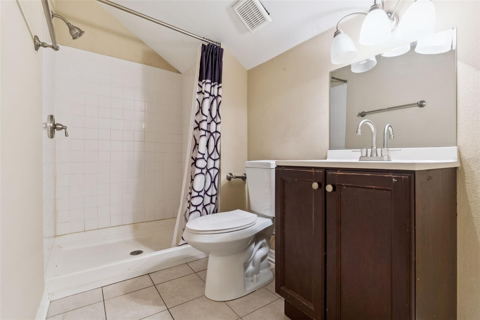 FOXBOROUGH FARMS - Residential