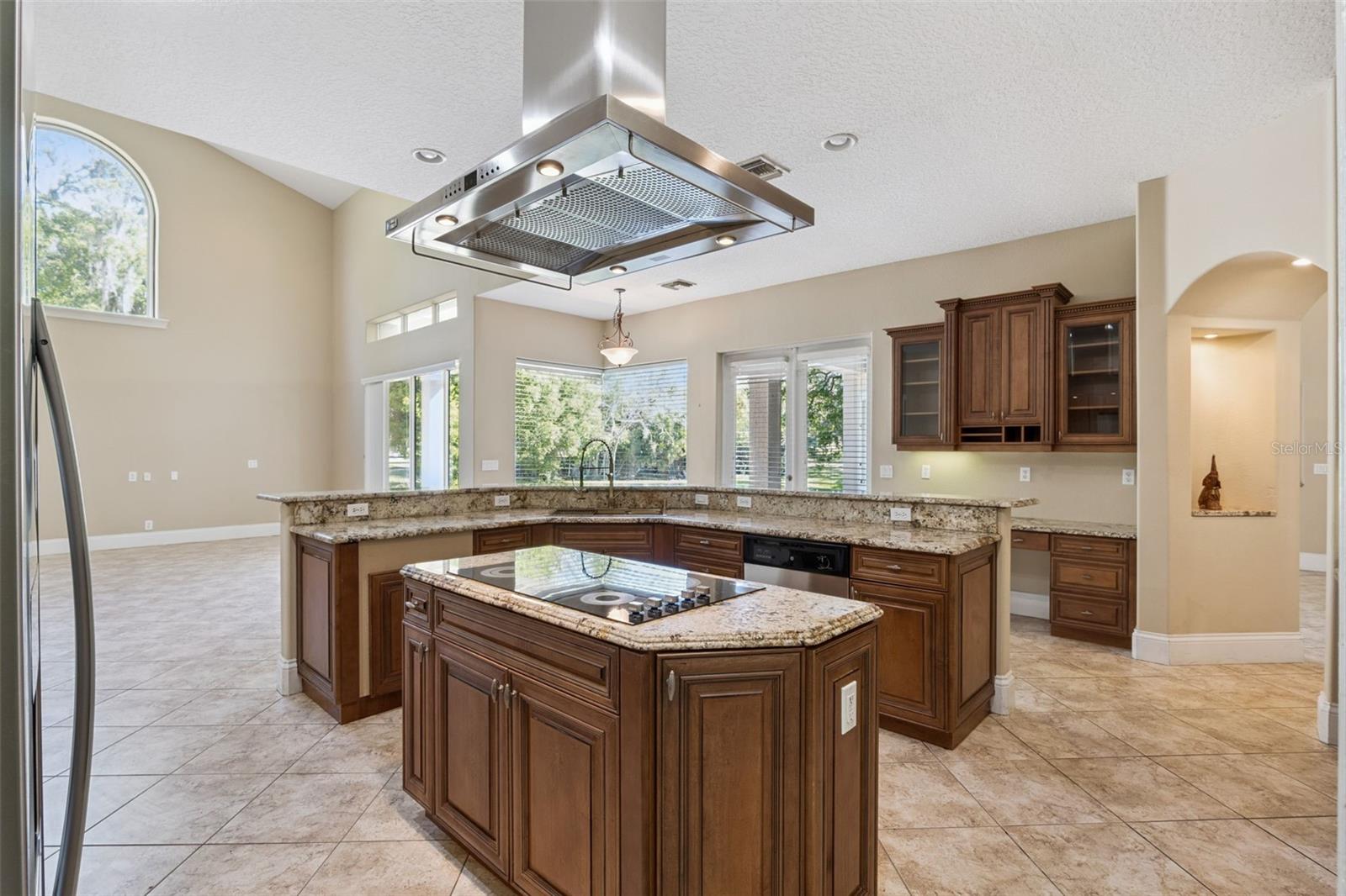 FOXBOROUGH FARMS - Residential