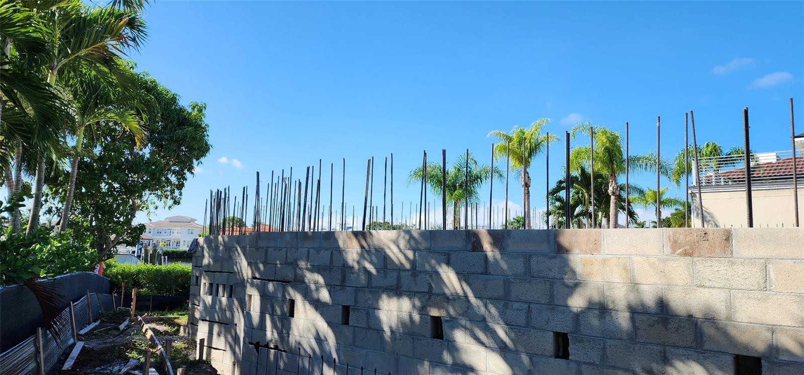 4 W SPANISH MAIN STREET