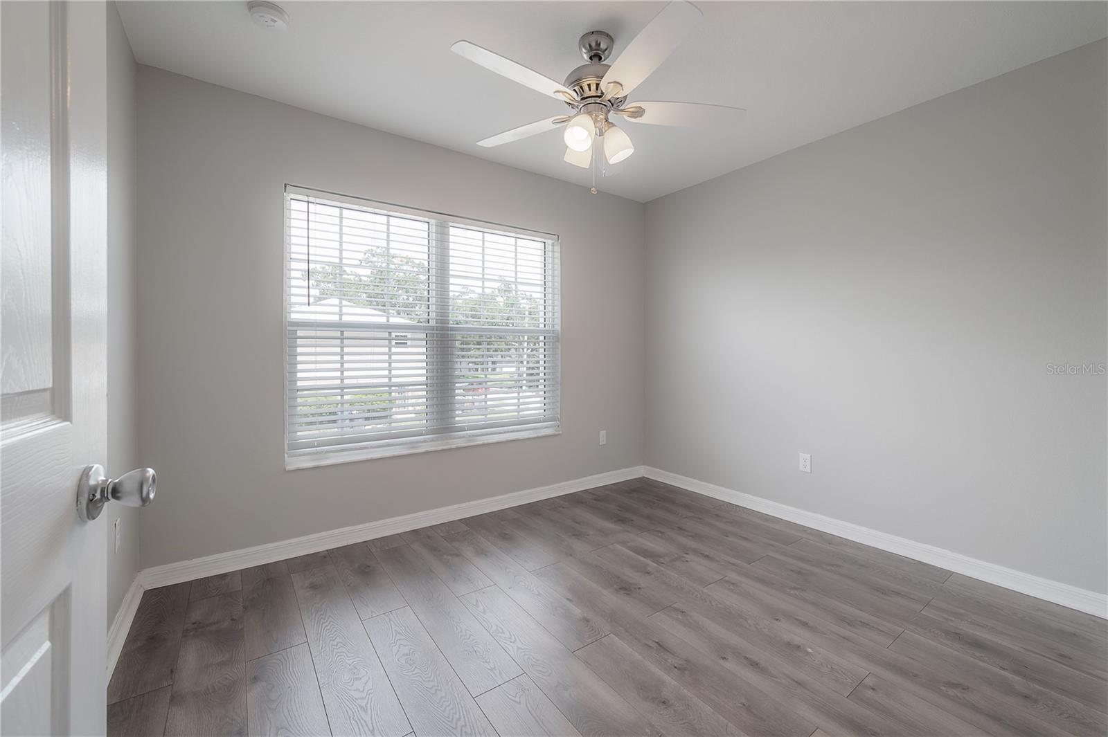 SHADY GROVE TWNHMS - Residential Lease