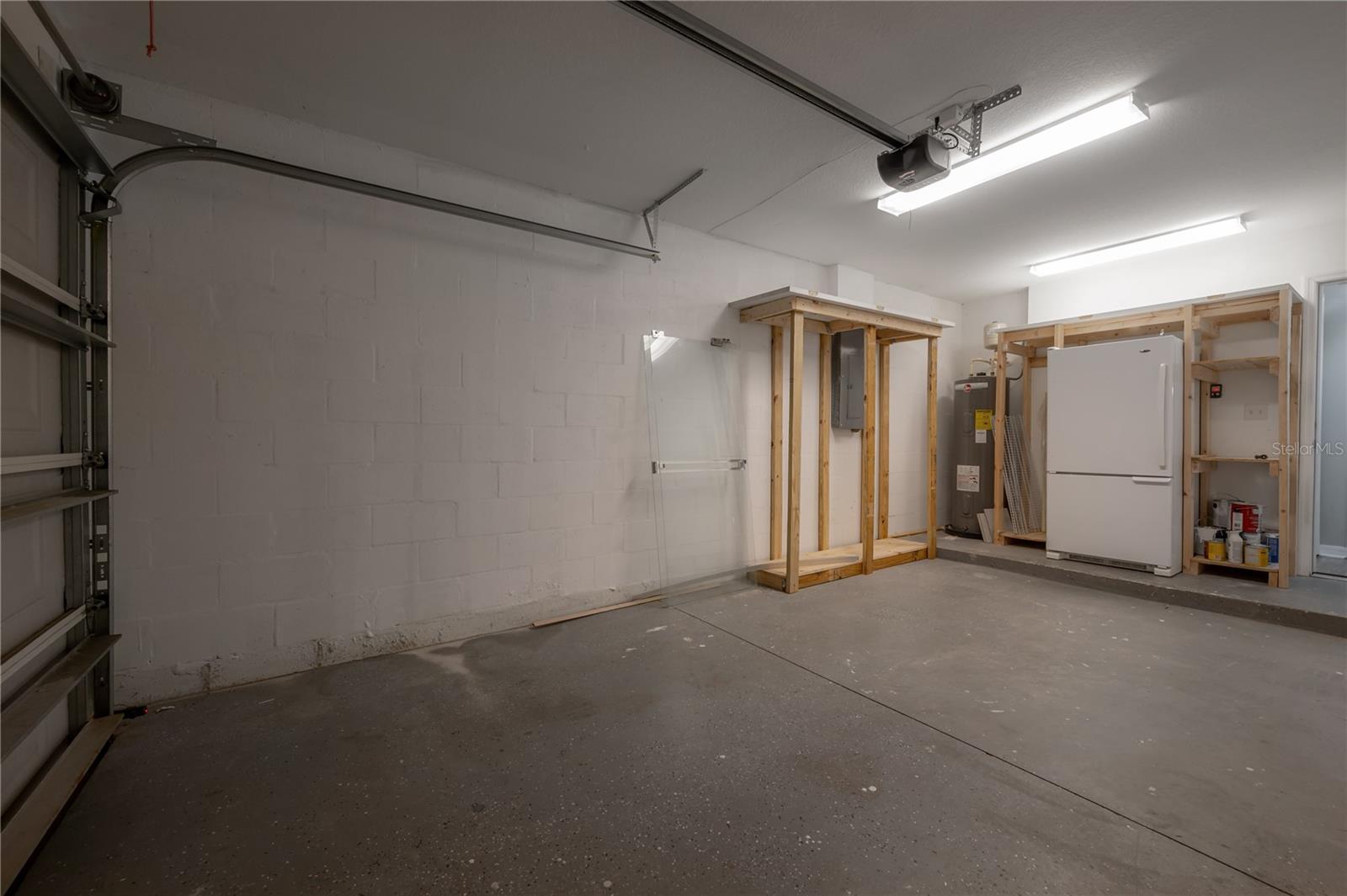 SHADY GROVE TWNHMS - Residential Lease