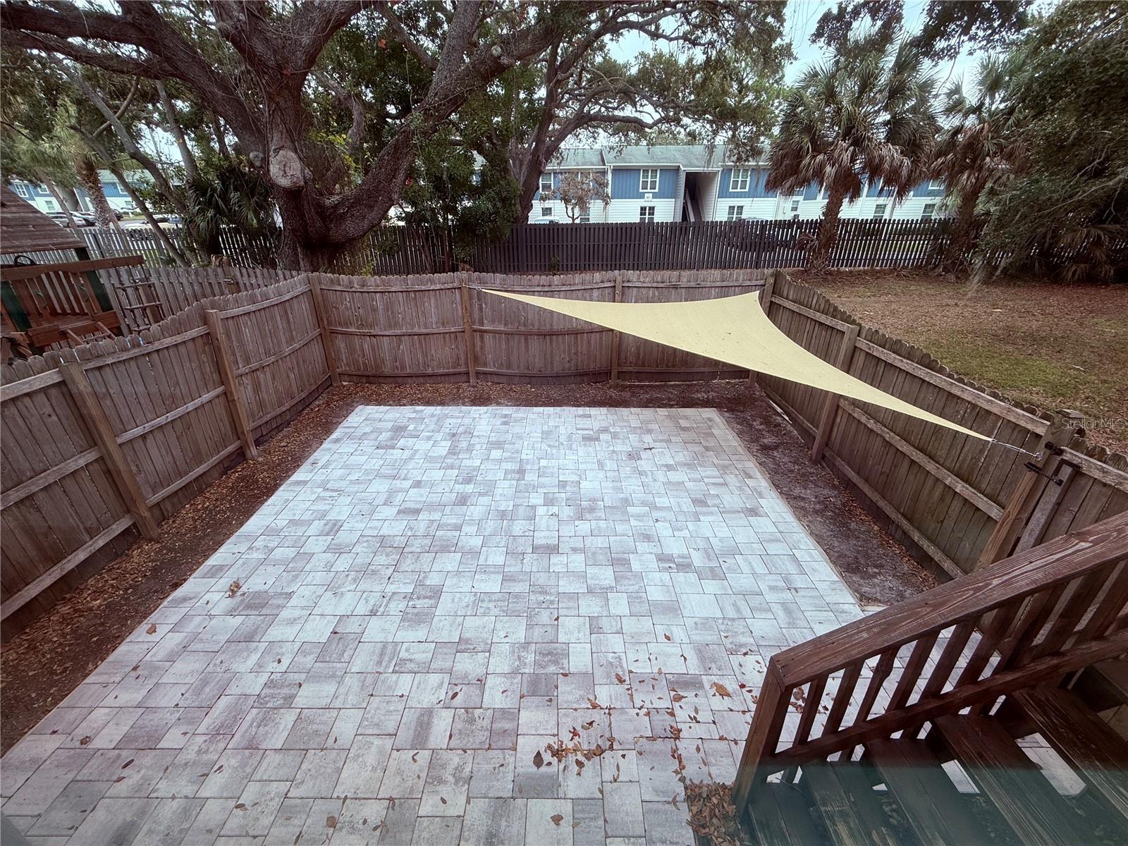 SHADY GROVE TWNHMS - Residential Lease