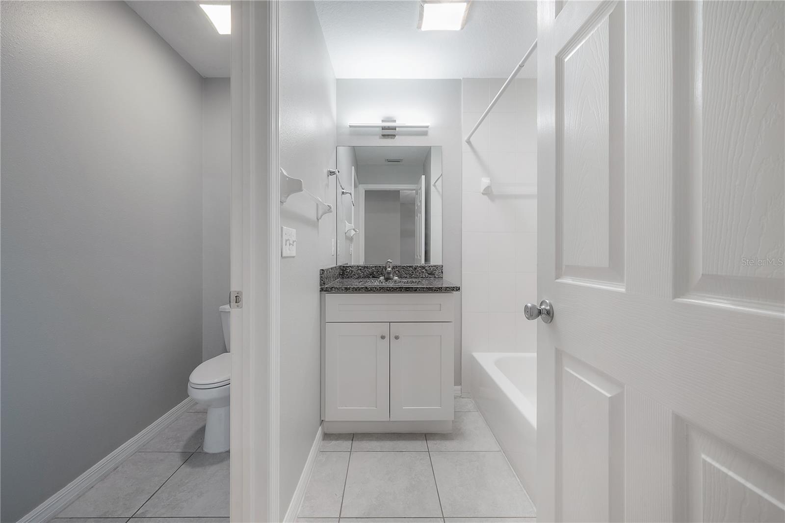 SHADY GROVE TWNHMS - Residential Lease