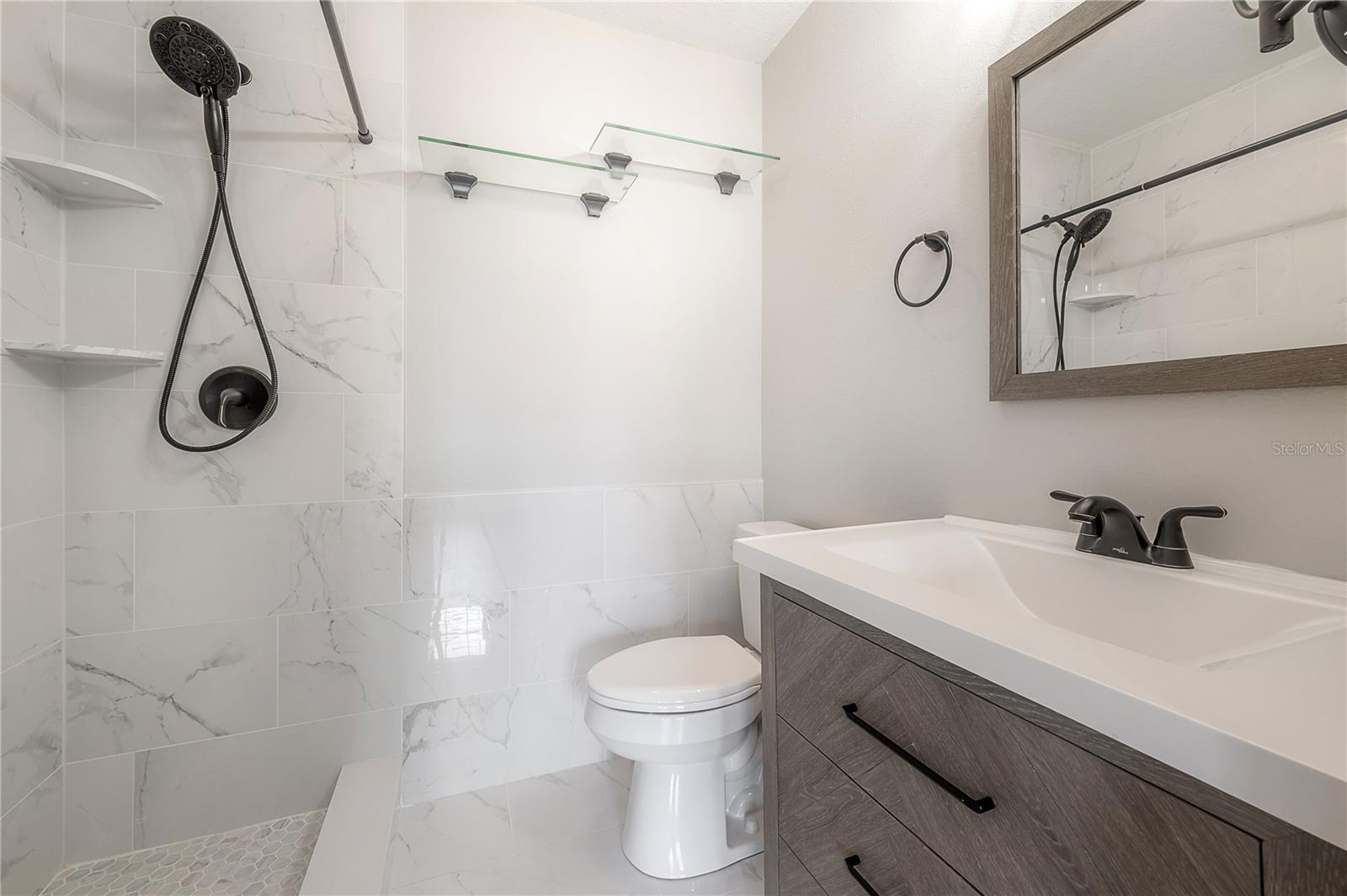 SHADY GROVE TWNHMS - Residential Lease