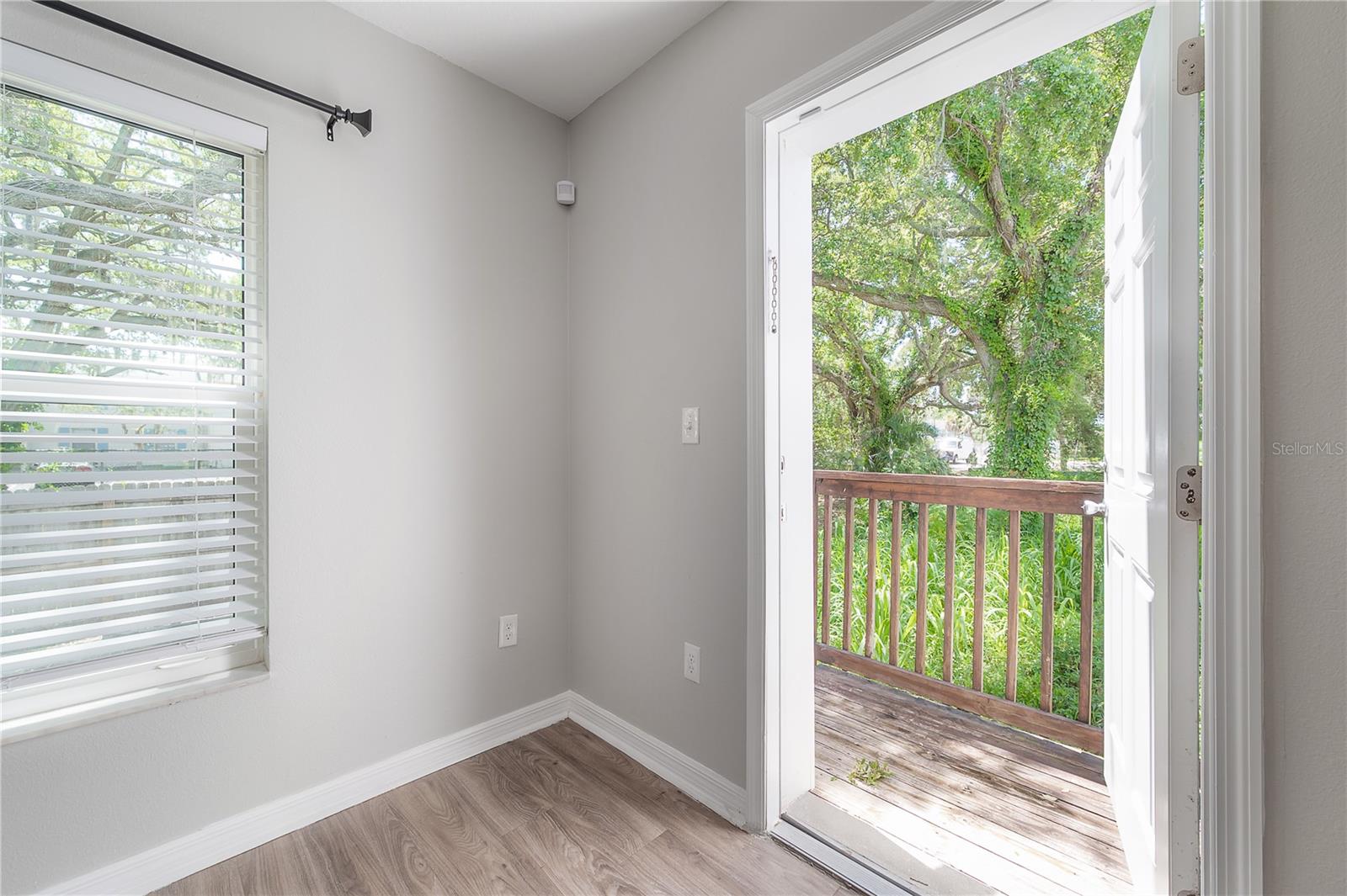 SHADY GROVE TWNHMS - Residential Lease